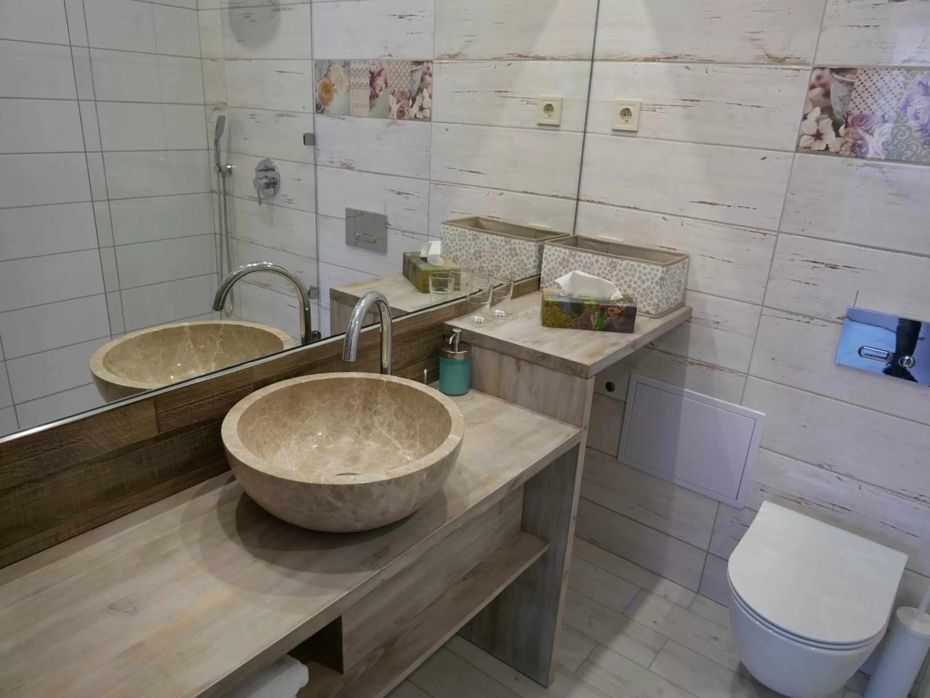 Toilet, Bathroom in Egria Apartments