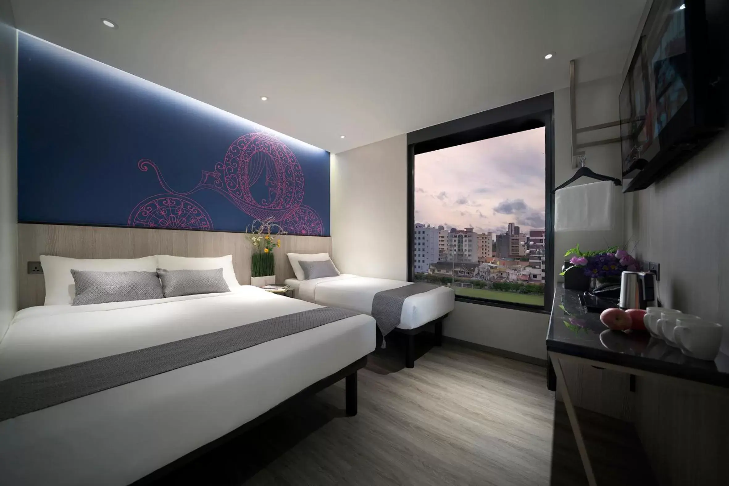 Triple Room in Hotel 81 Premier Princess Triple Room in Hotel 81 Premier Princess