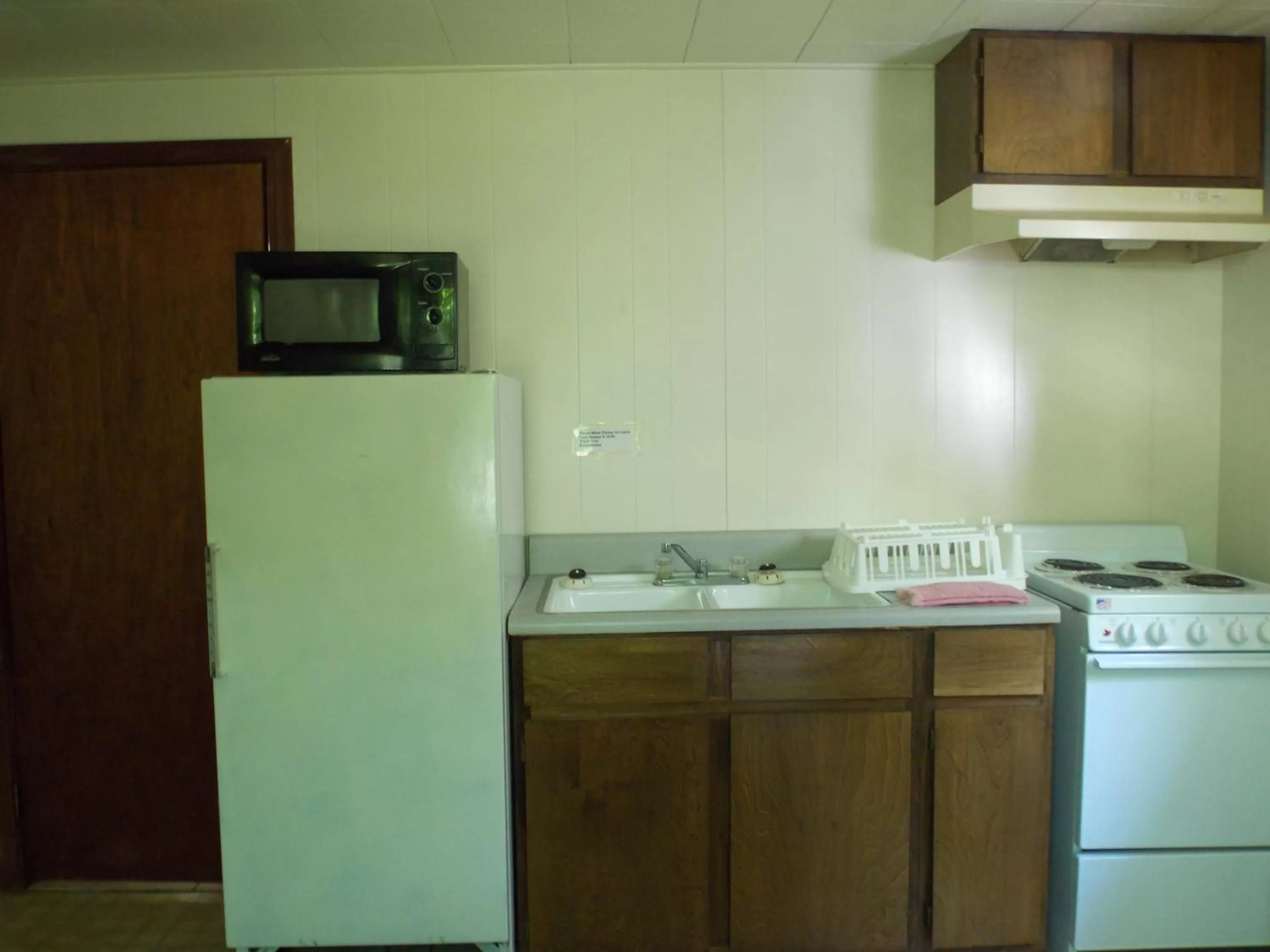 Kitchen or kitchenette in Clarketon Motel - Maggie Valley
