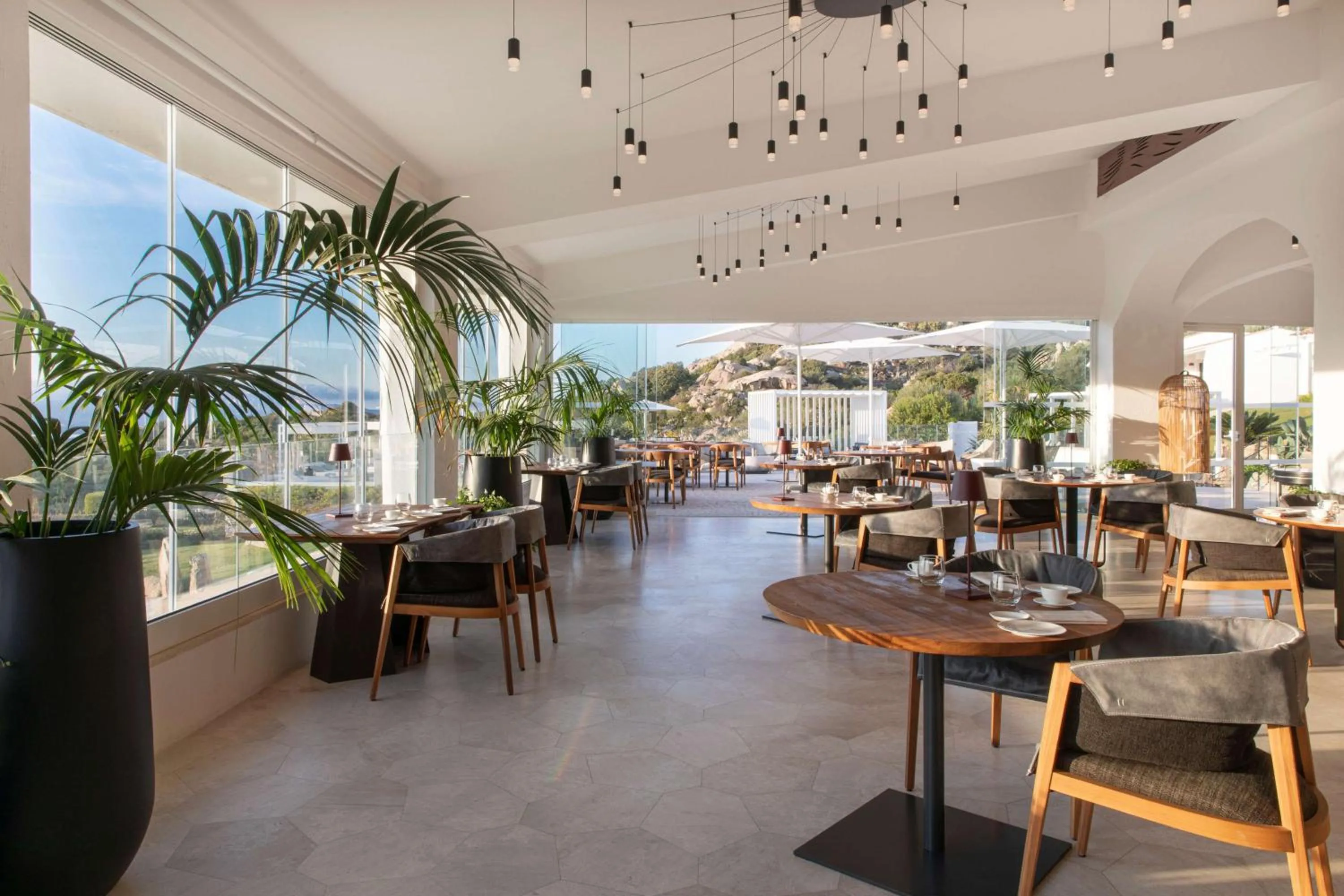 Restaurant/places to eat in Sulià House Porto Rotondo, Curio Collection by Hilton