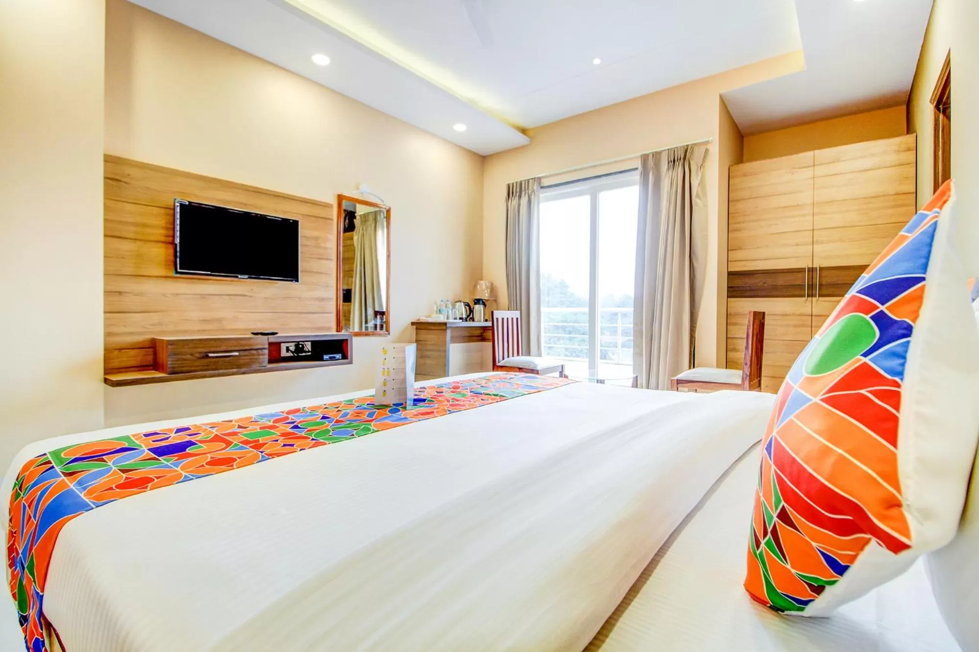 Bedroom, Bed in FabHotel 7th Crossing Malviya Nagar