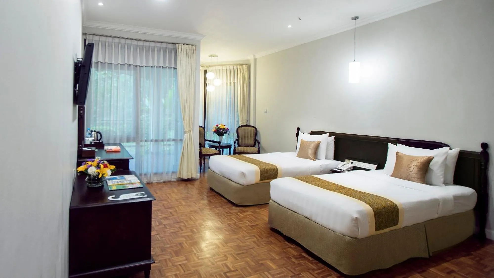 Superior Twin Room in Puteri Gunung Hotel