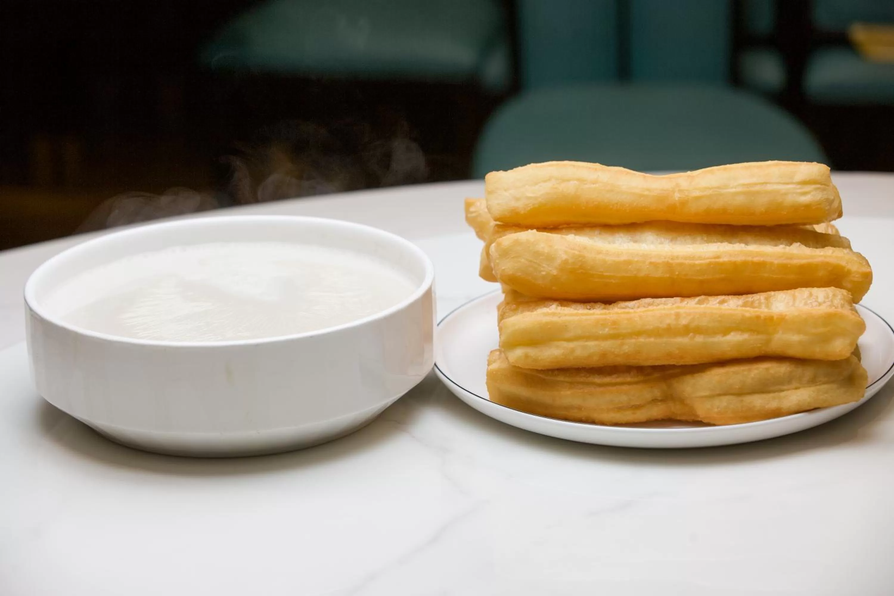 Breakfast in Hôtel FAMILLE MONDIALE