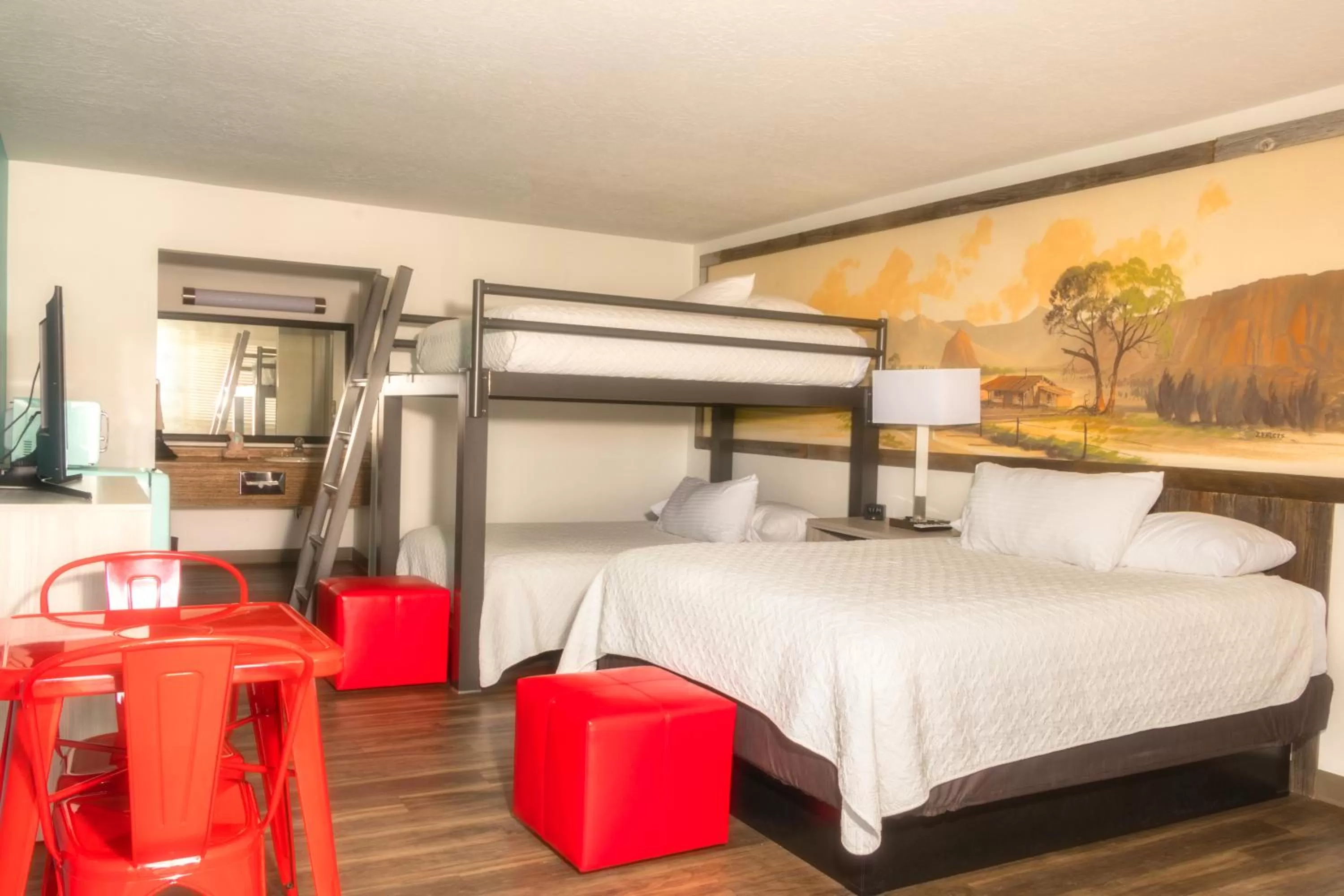 bunk bed, Bed in Expedition Lodge Moab Arches National Park