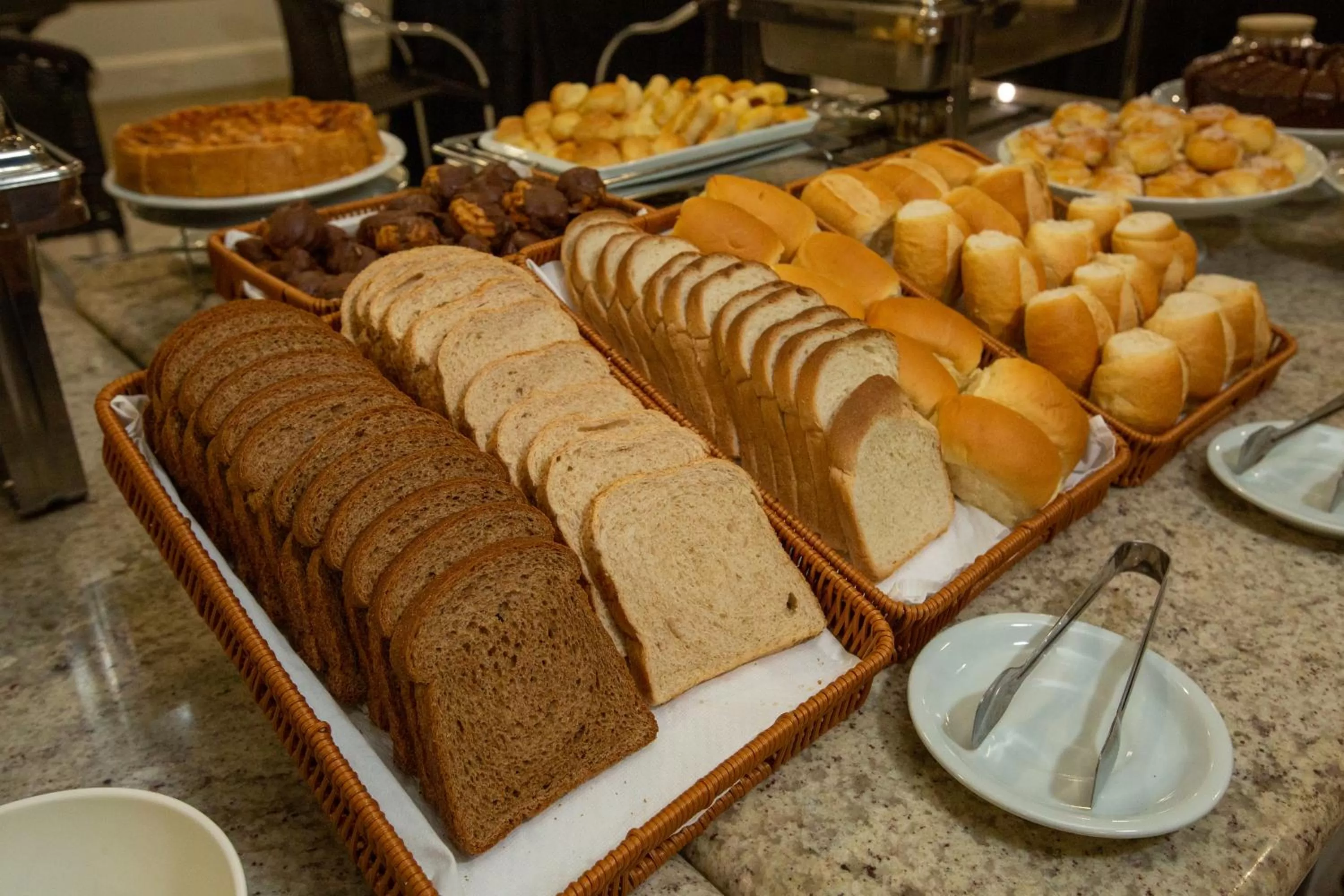 Food in Slaviero Londrina Flat