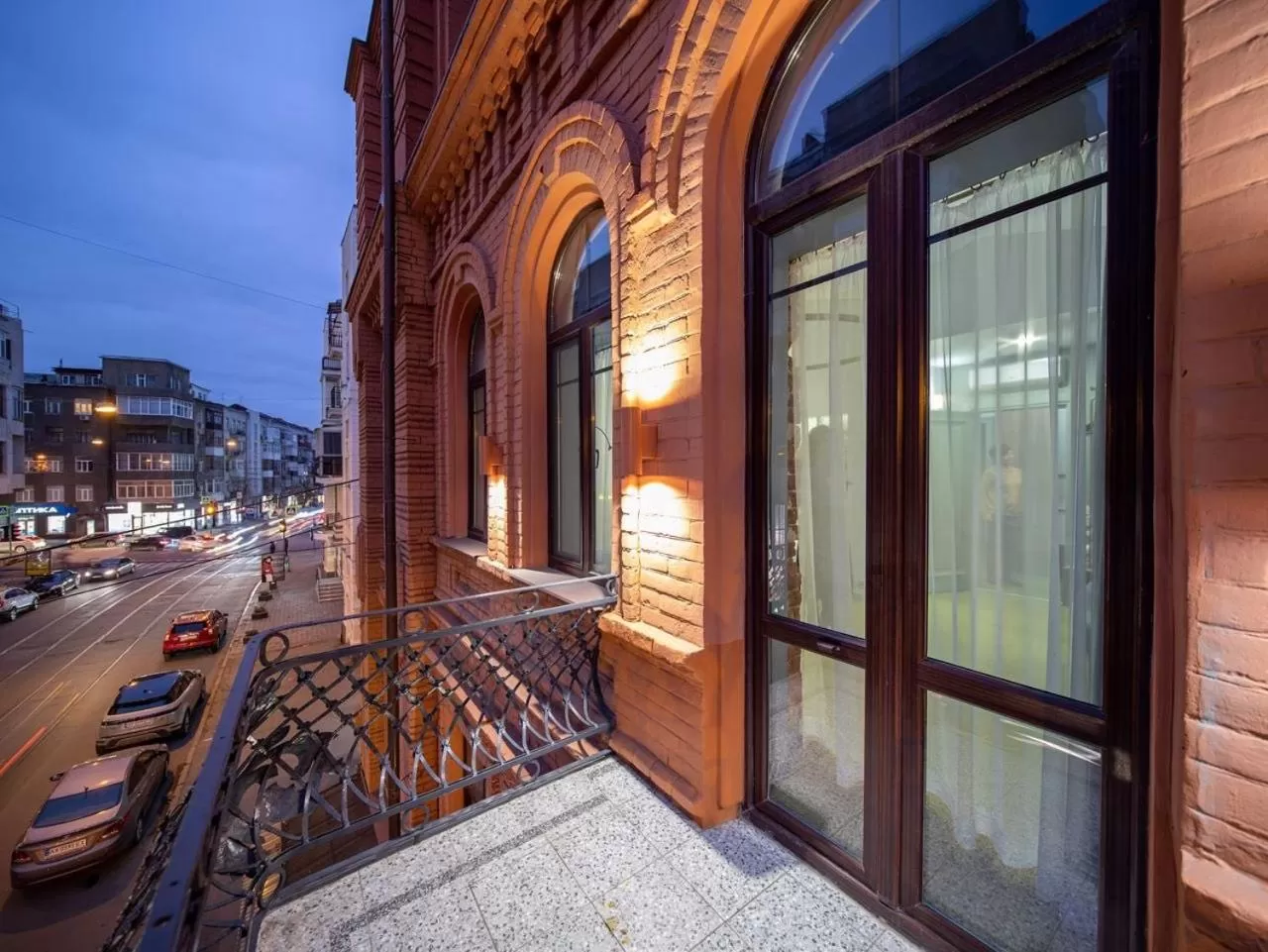 Balcony/Terrace in Four Rooms City