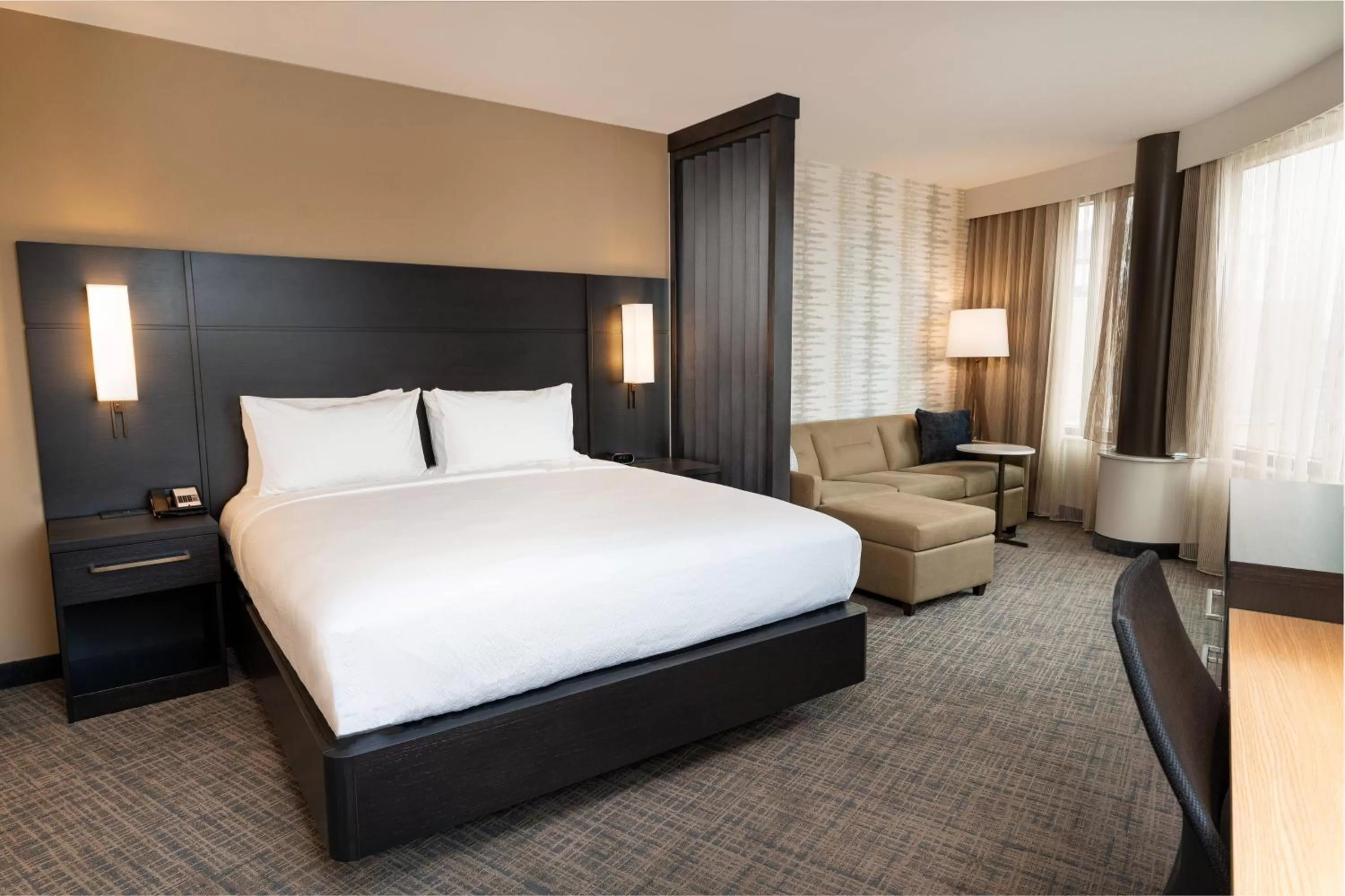 Photo of the whole room, Bed in Residence Inn by Marriott Grand Rapids Downtown