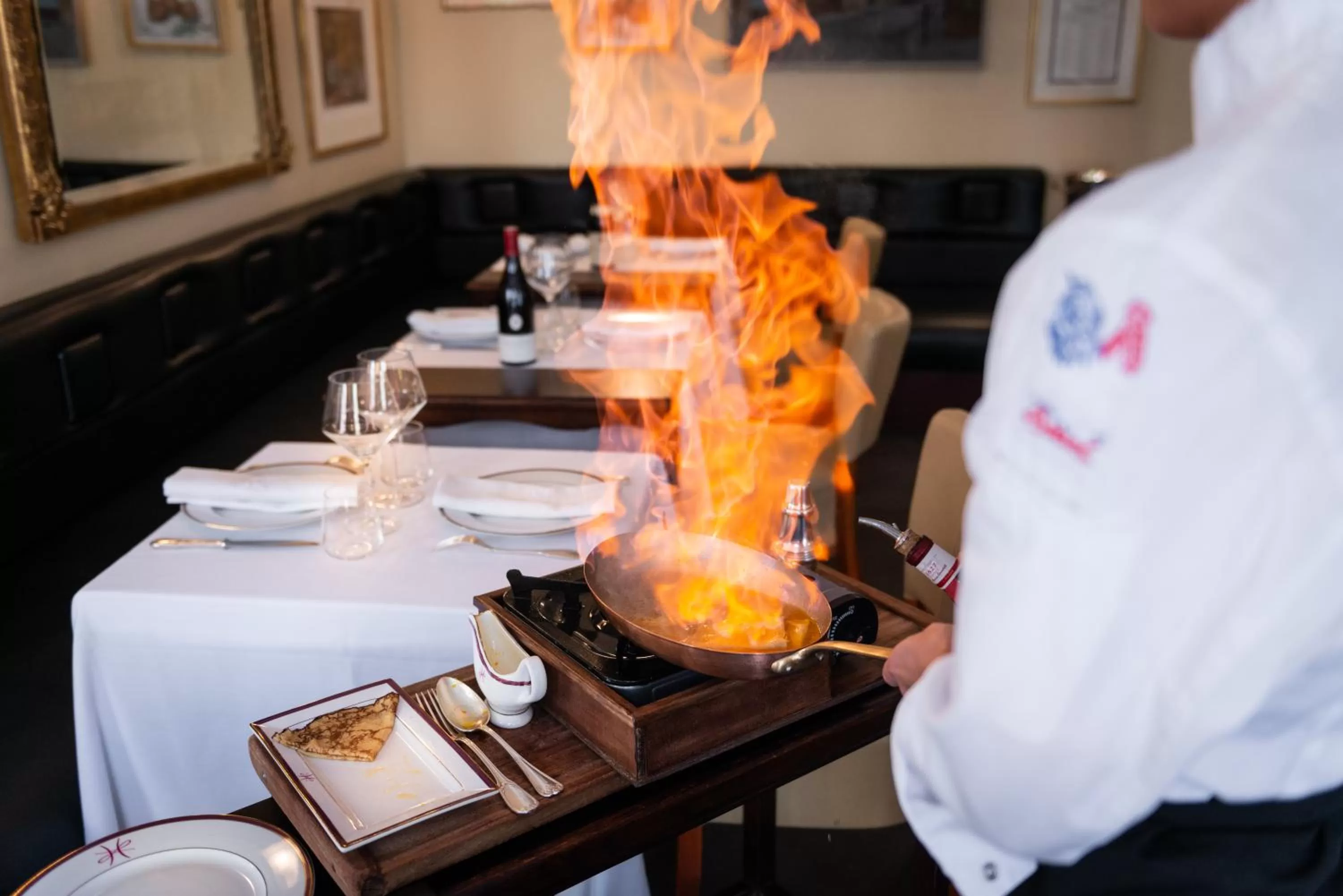 Restaurant/places to eat in L'Hôtel