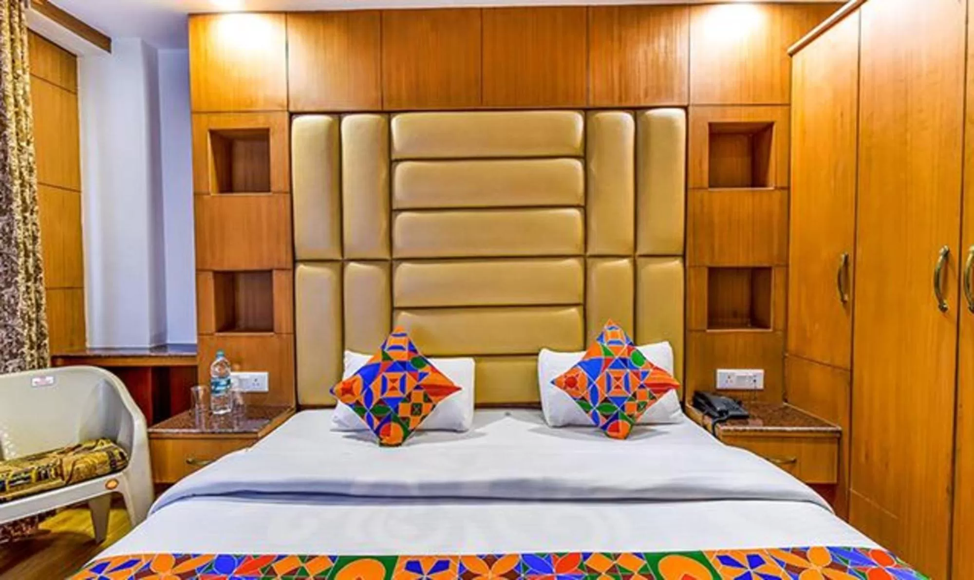 Bed in FabHotel Clock View 500M From The Mall Road