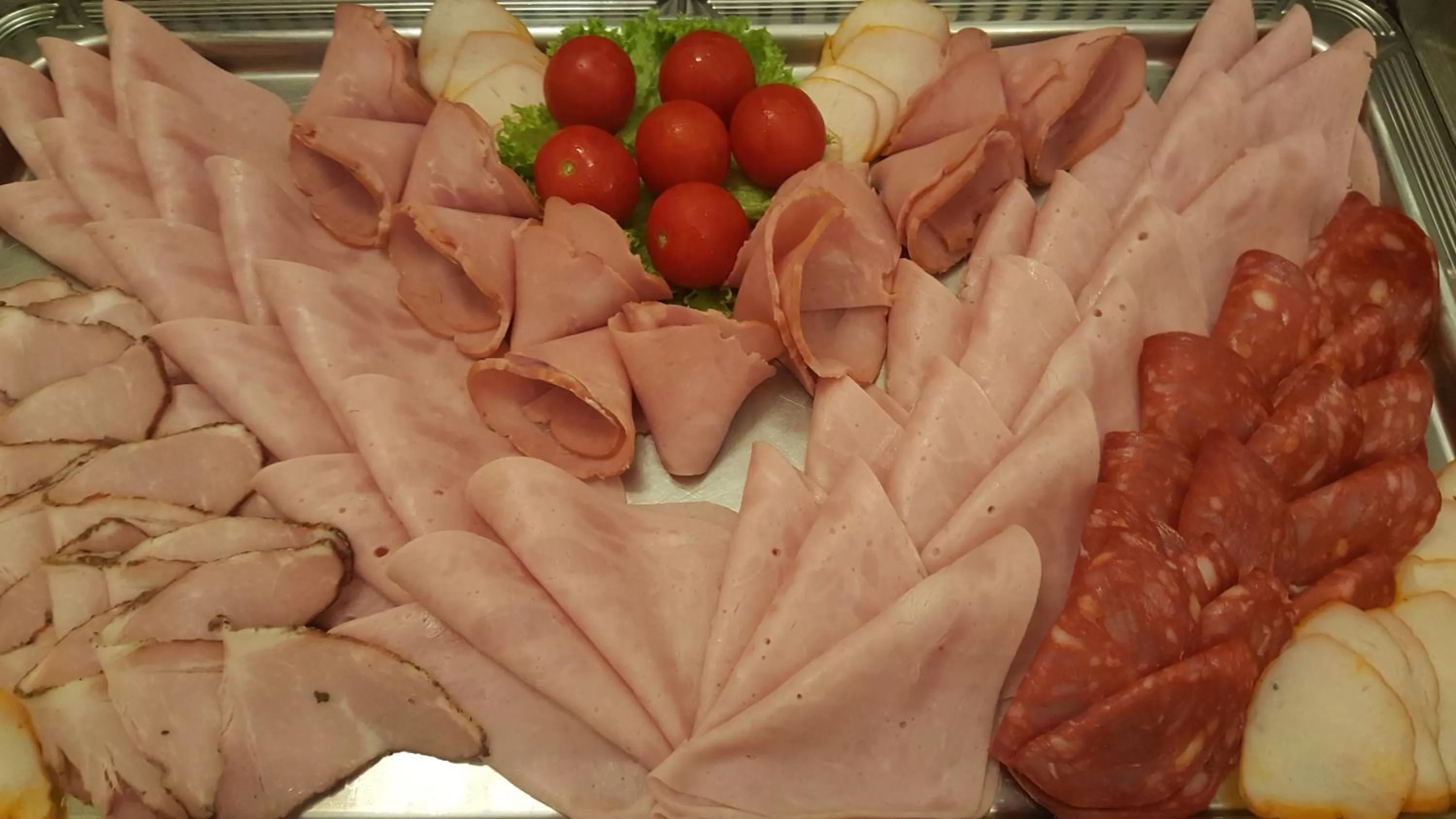 Buffet breakfast, Food in Hotel Select