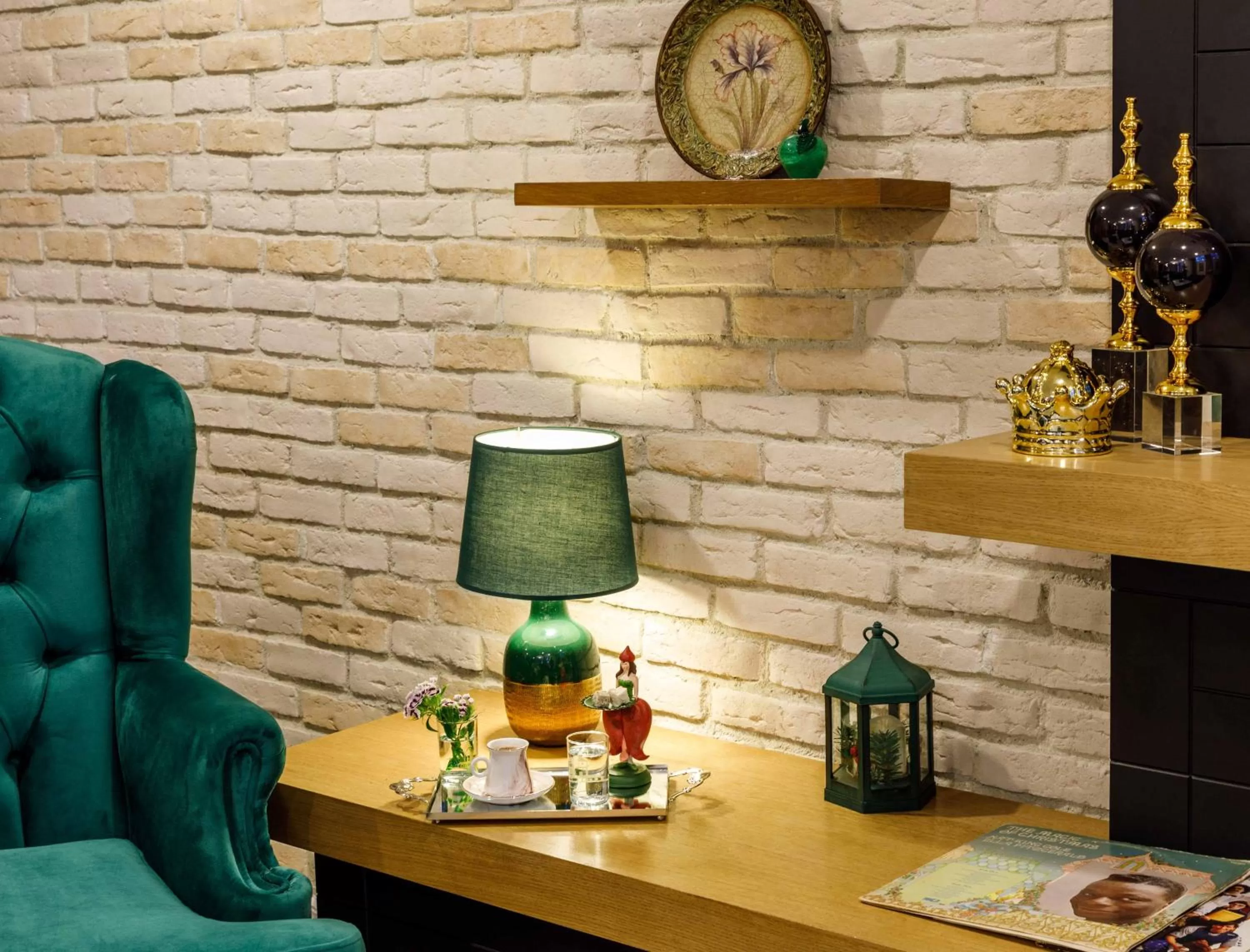 Seating area in Golden Crown Hotel