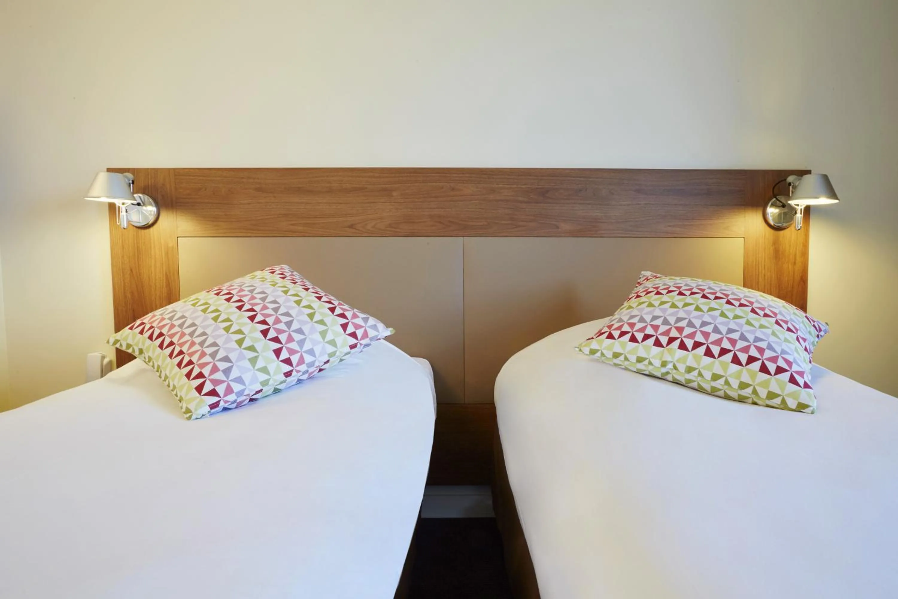 Bed in Campanile PRIME - Paris Saclay