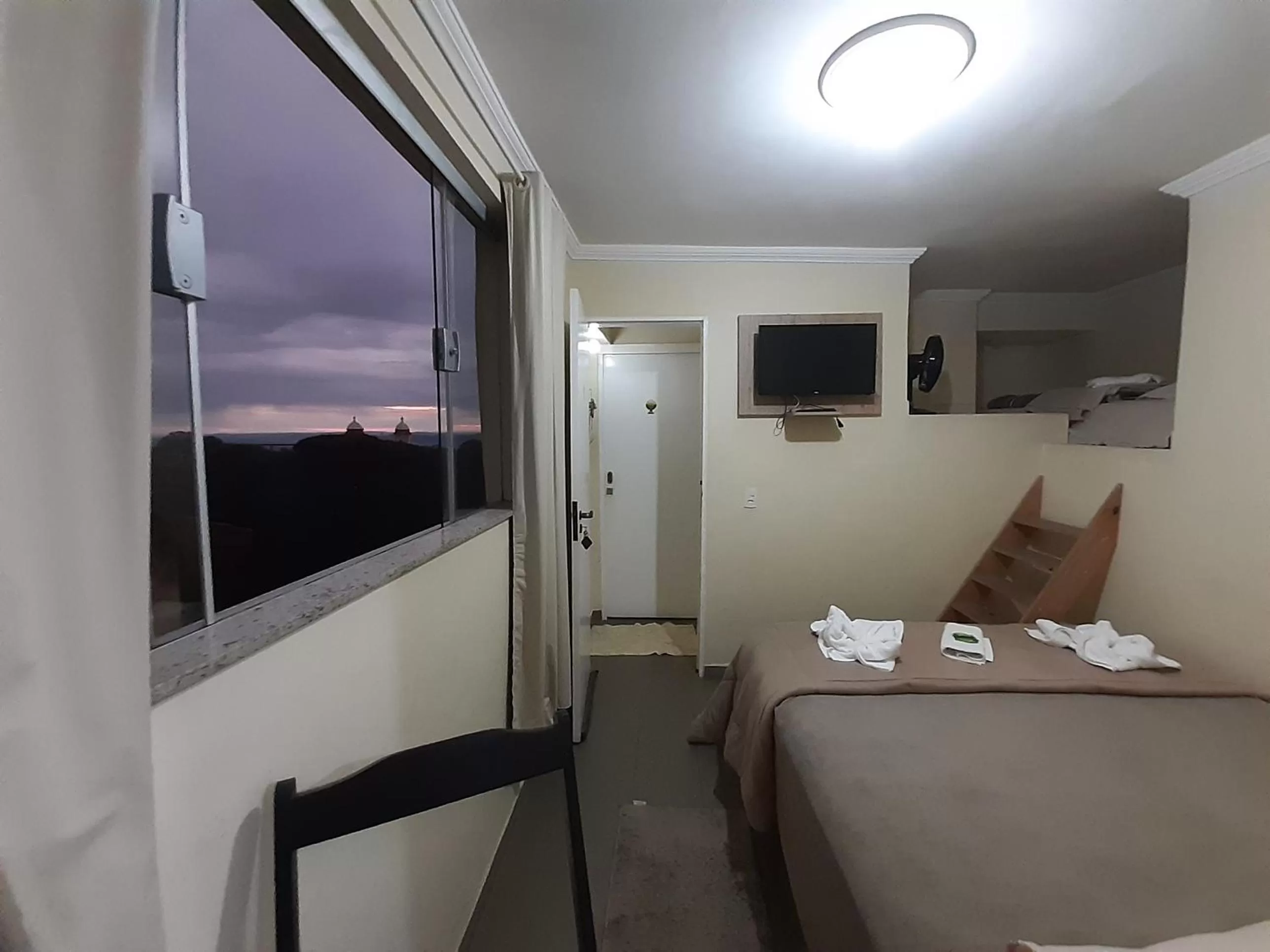 TV and multimedia, TV/Entertainment Center in Pousada Reino Encantado - São Thomé das Letras - Minas Gerais