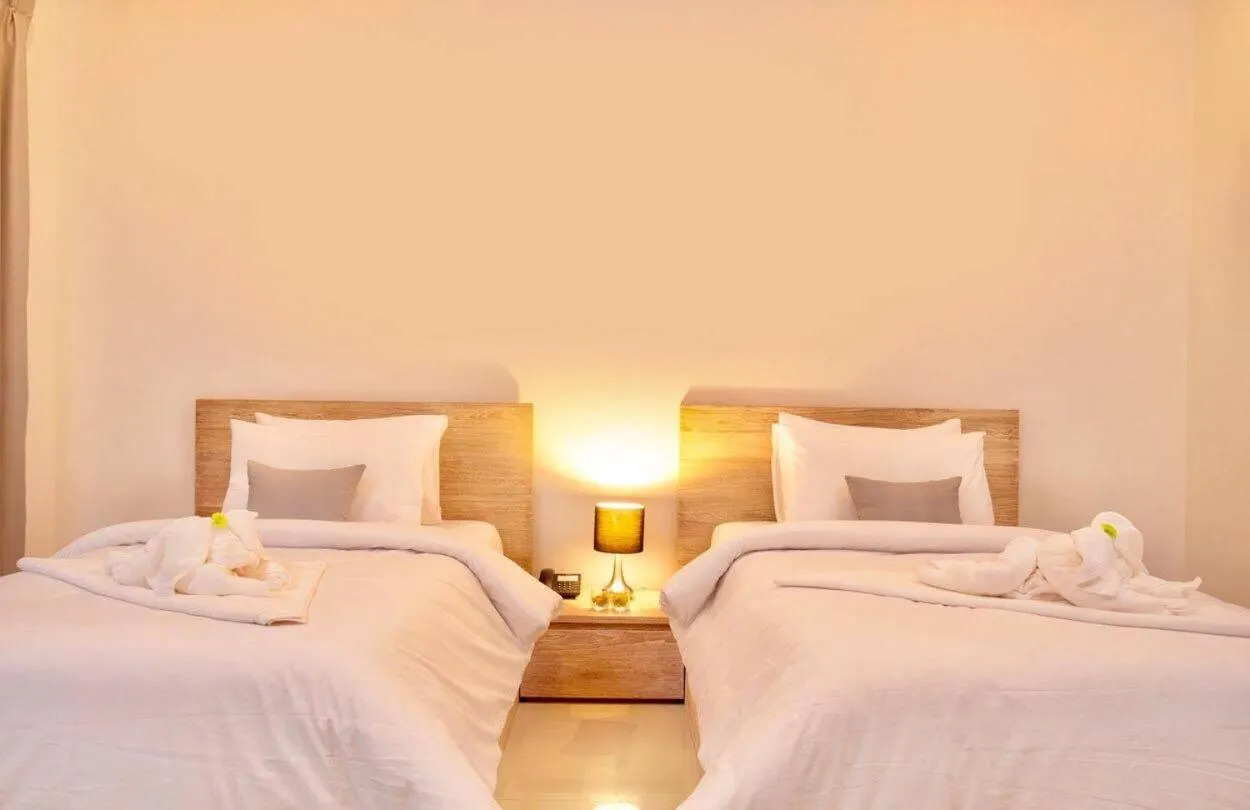 Bed in Lemonade Phuket Hotel -SHA Plus