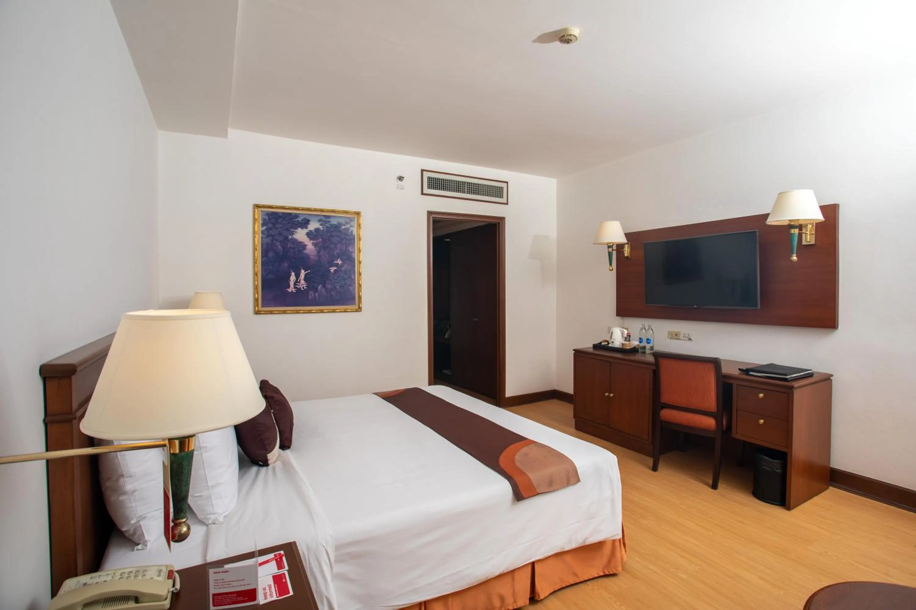 Bed in Ramada by Wyndham D MA Bangkok