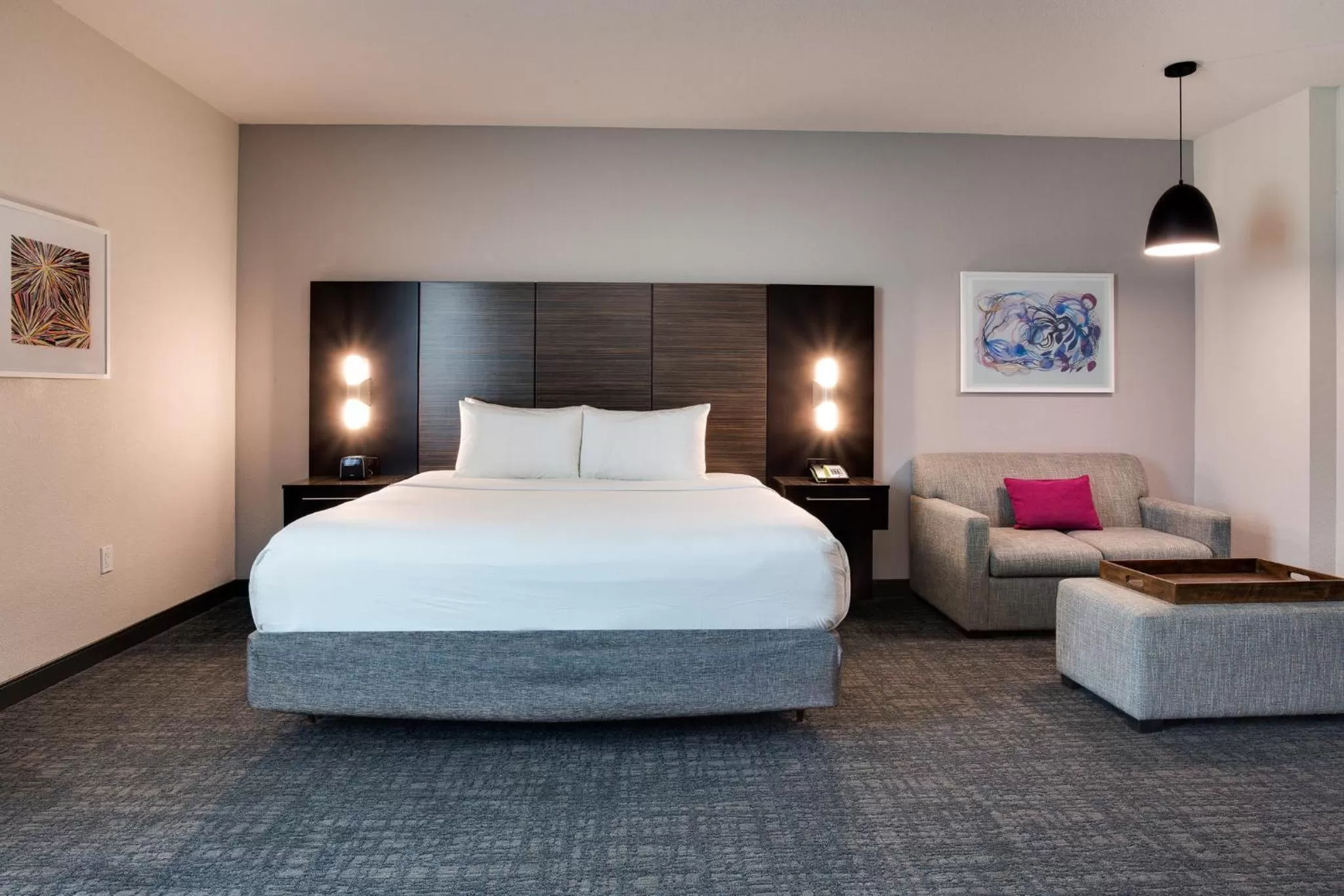 Photo of the whole room, Bed in Crowne Plaza Hotel & Resorts Fort Lauderdale Airport/ Cruise by IHG