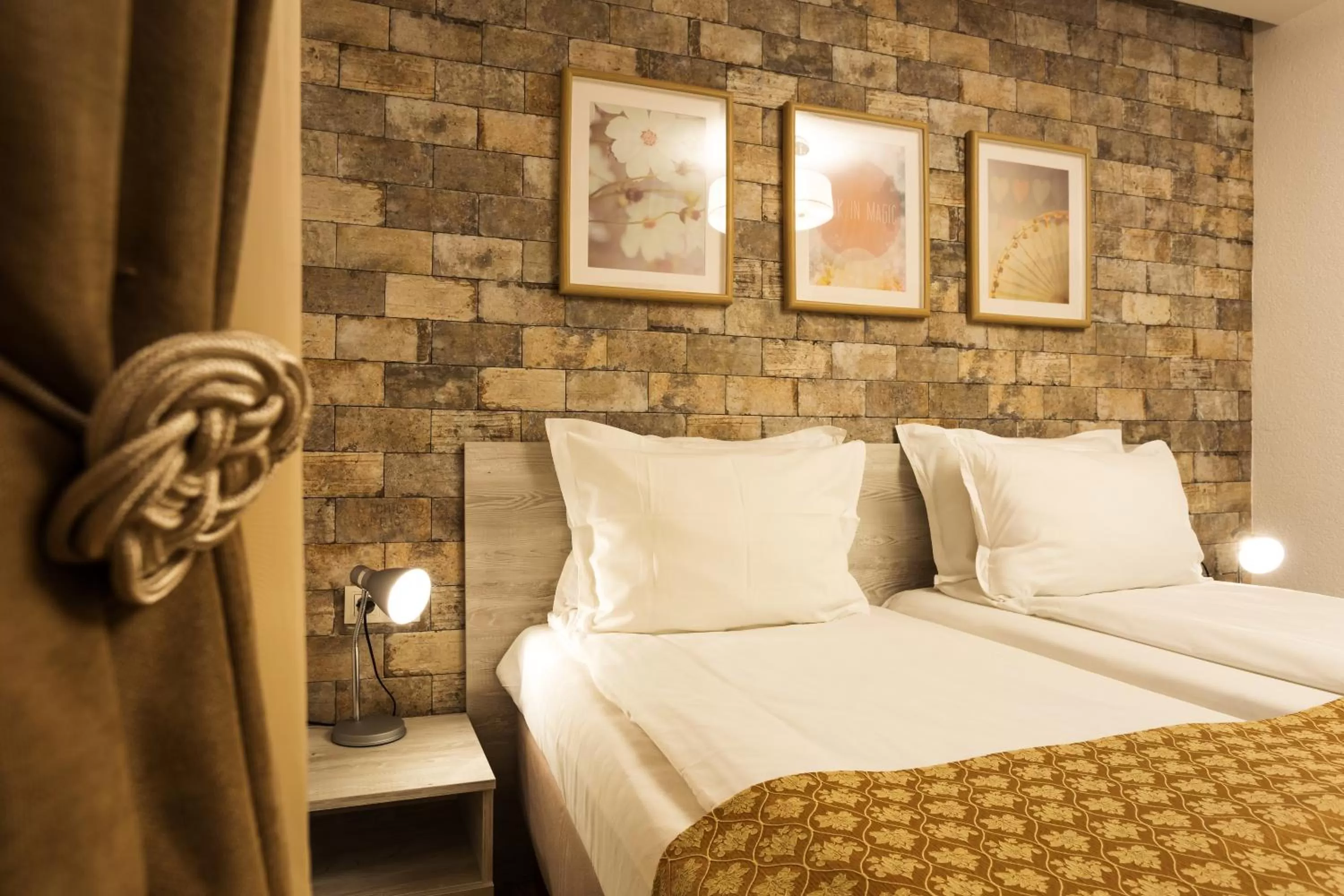 Bed in Sofia Place Hotel by HMG