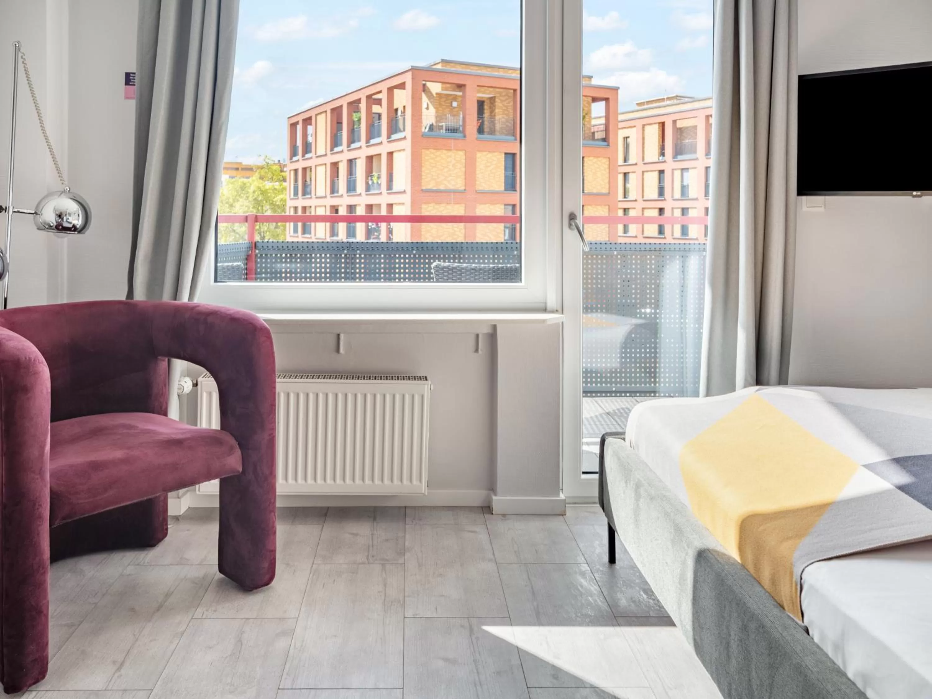 Bedroom, Bed in Numa Frankfurt Oben