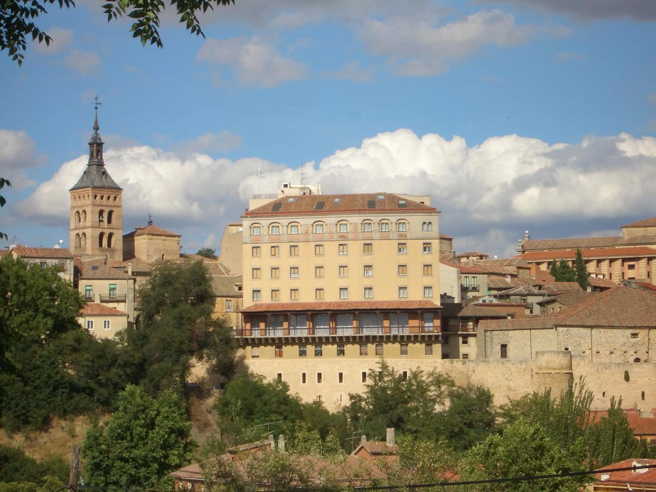 Property building in Hotel Real Segovia by Recordis Hotels