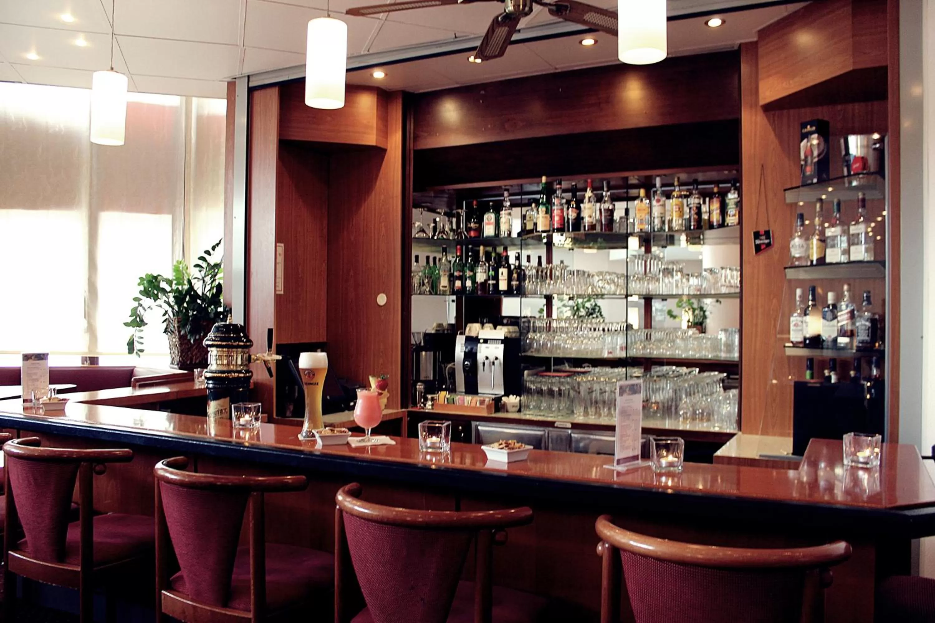 Lounge or bar, Lounge/Bar in PLAZA INN Berlin Charlottenburg