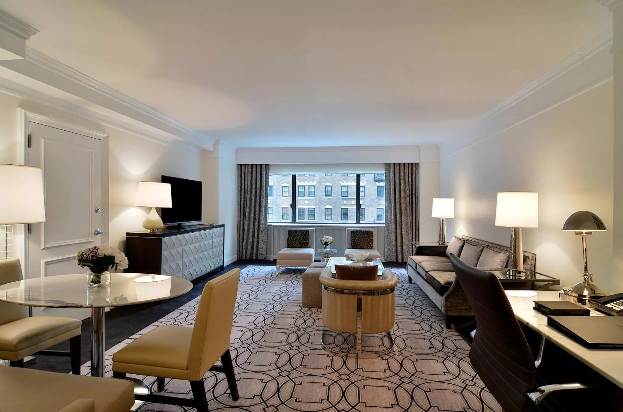 Photo of the whole room in Loews Regency New York Hotel