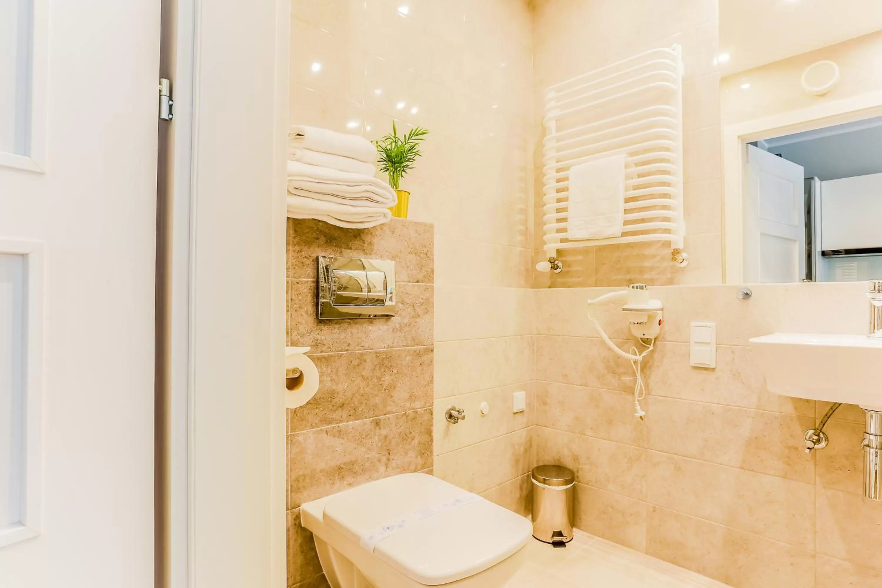 Bathroom in COIN Apartamenty Krakowska