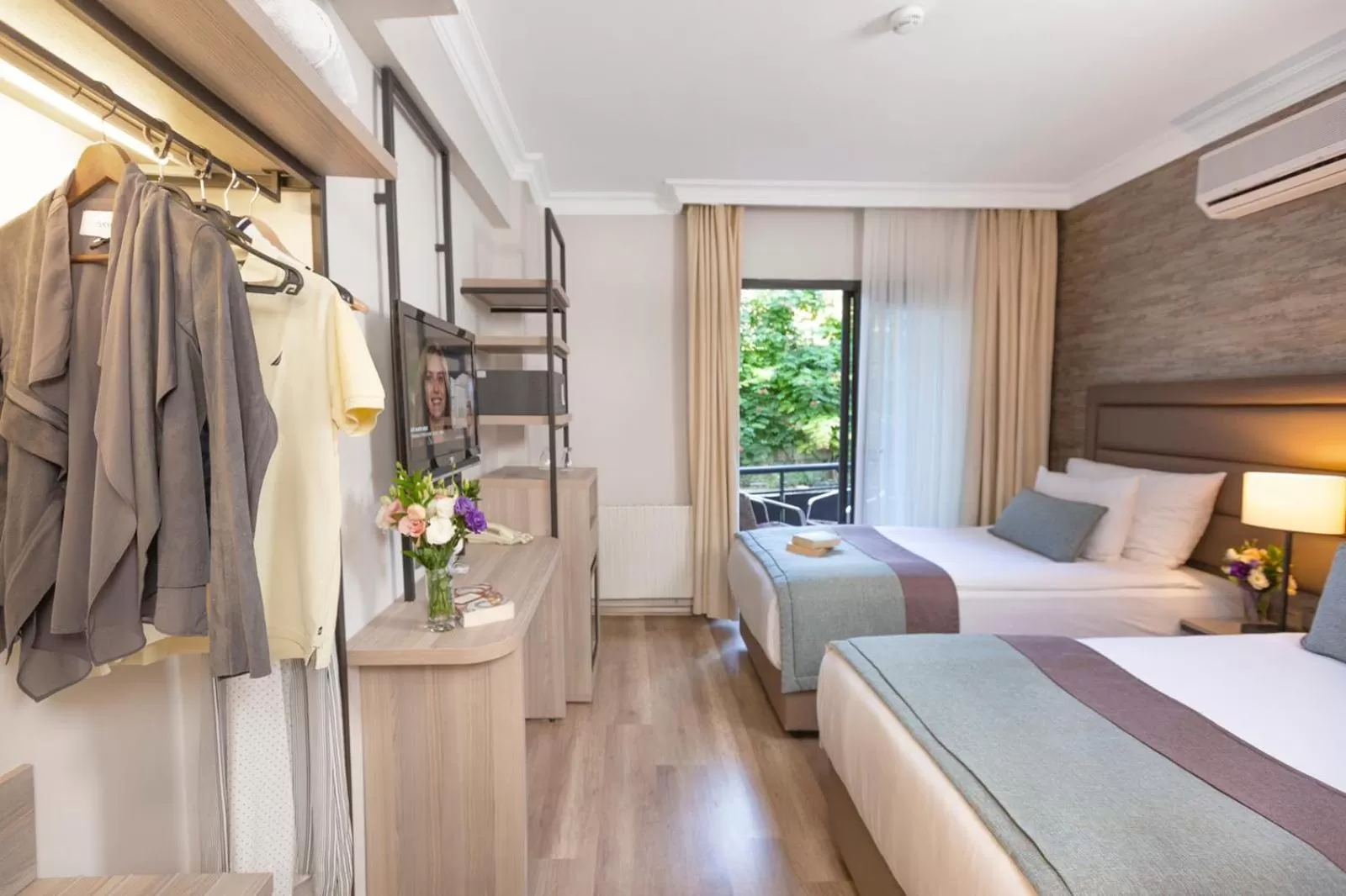 TV and multimedia, Bed in Pırıl Hotel Thermal&Beauty SPA