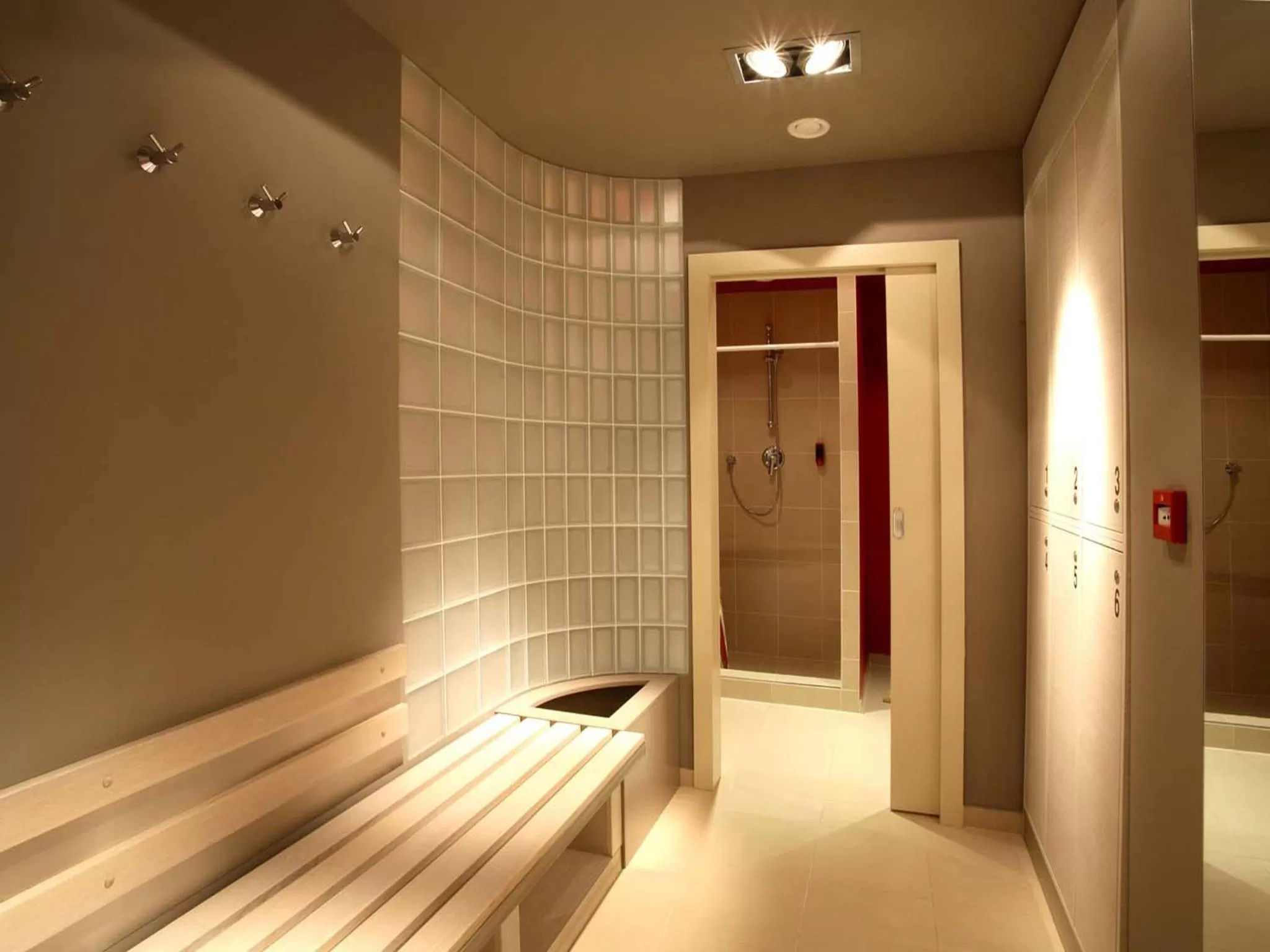 Spa and wellness centre/facilities in EA Hotel Crystal Palace