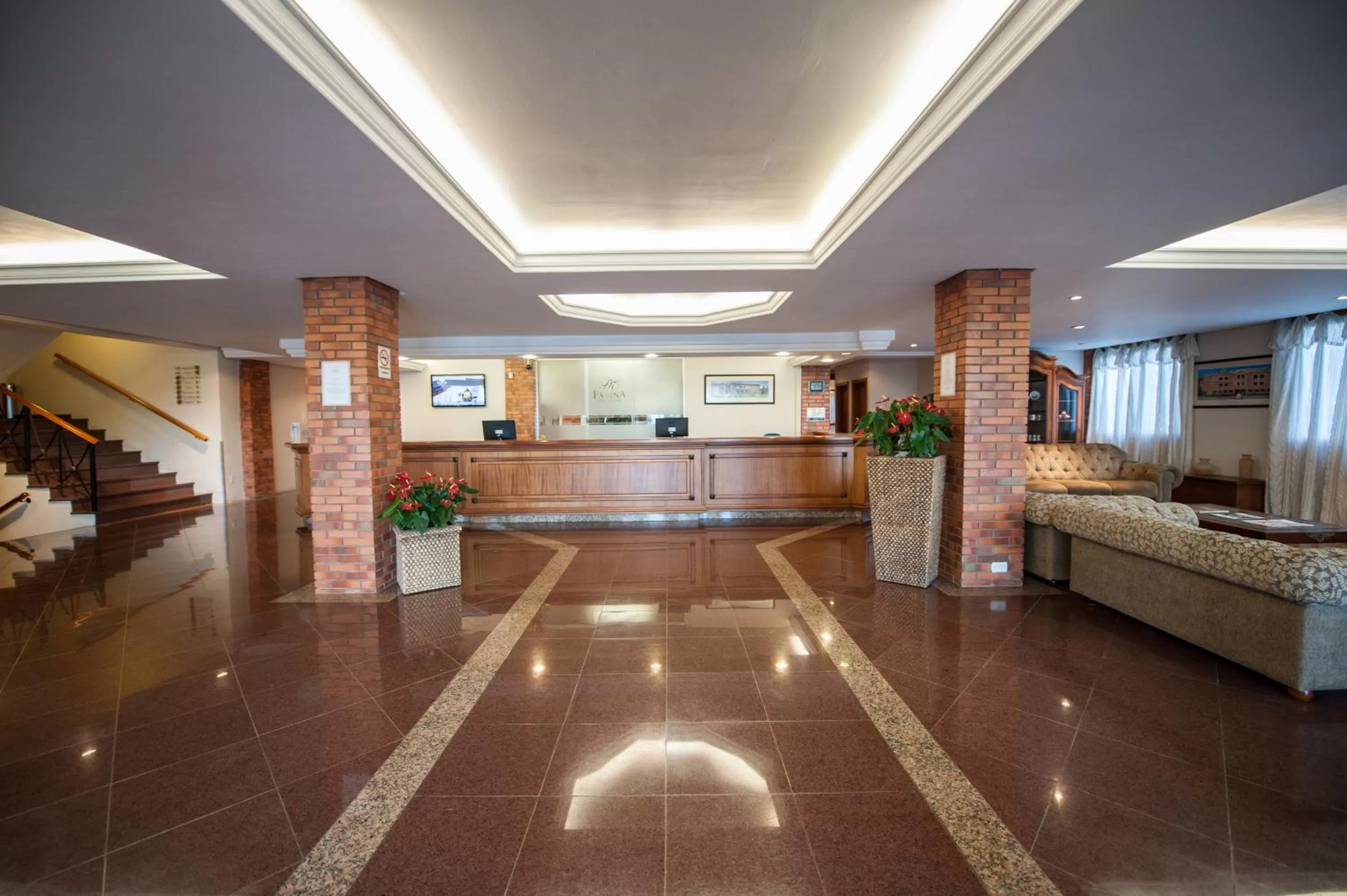Lobby or reception in Farina Park Hotel