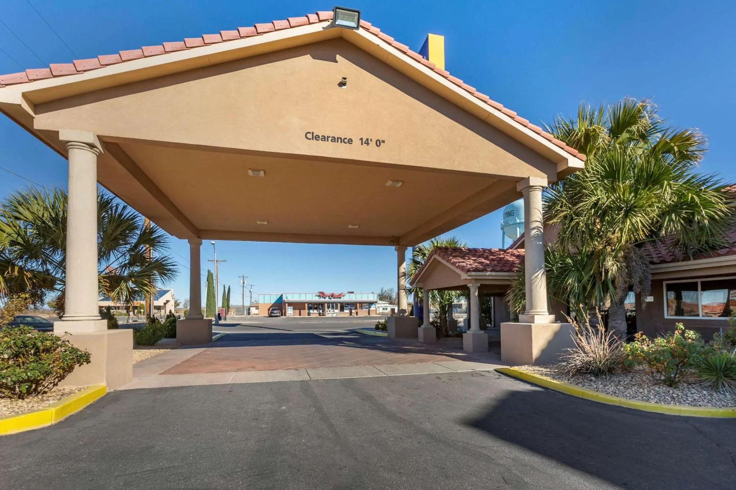 Property building in Comfort Inn & Suites Deming