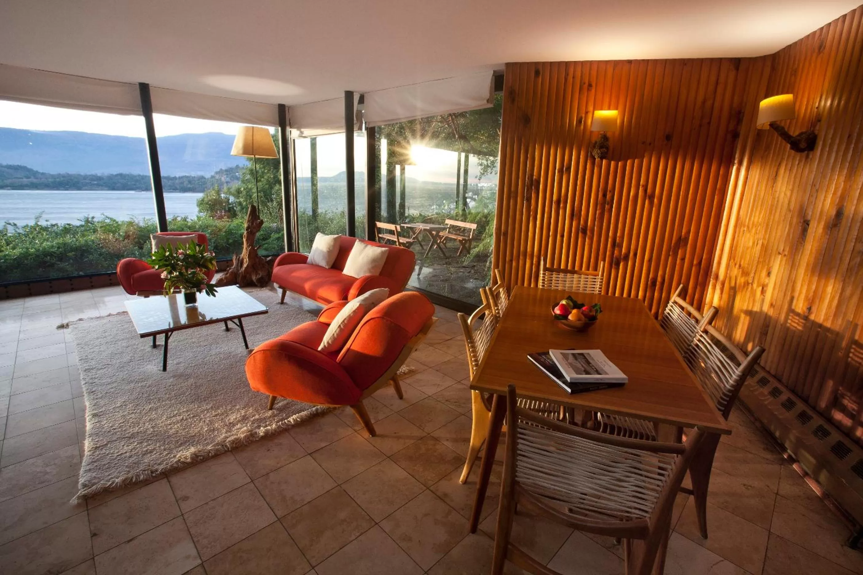 Living room, Seating Area in Hotel Antumalal