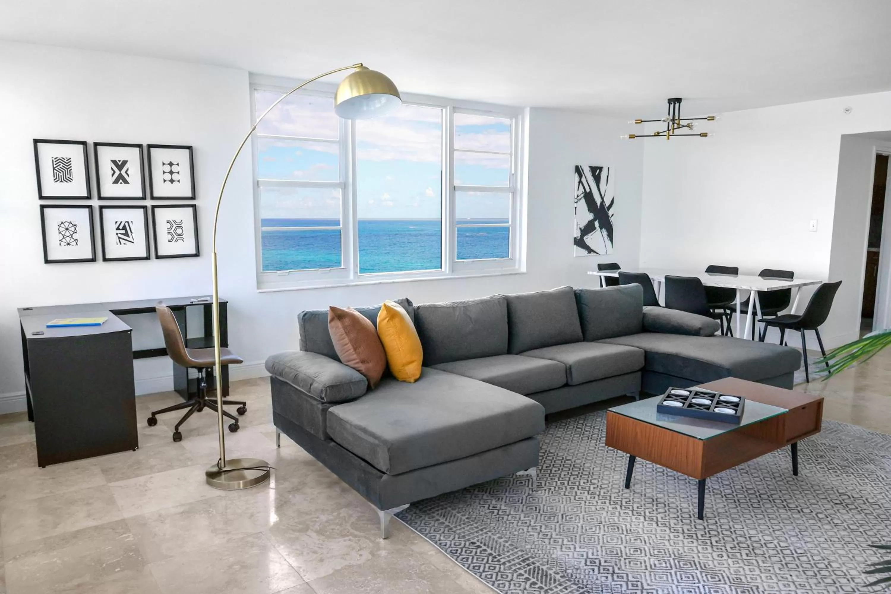 Living room in Seacoast Suites on Miami Beach