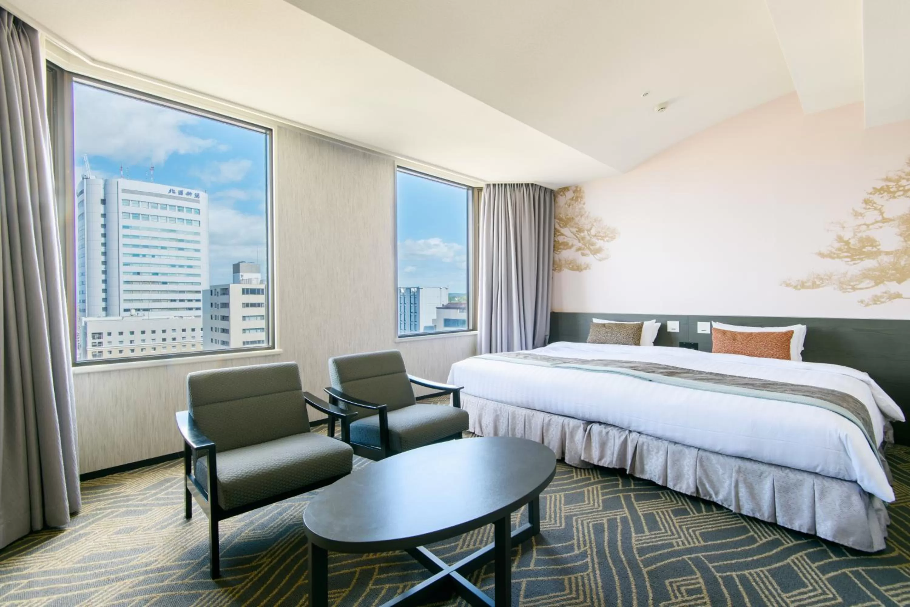 Photo of the whole room, Bed in Kanazawa Tokyu Hotel