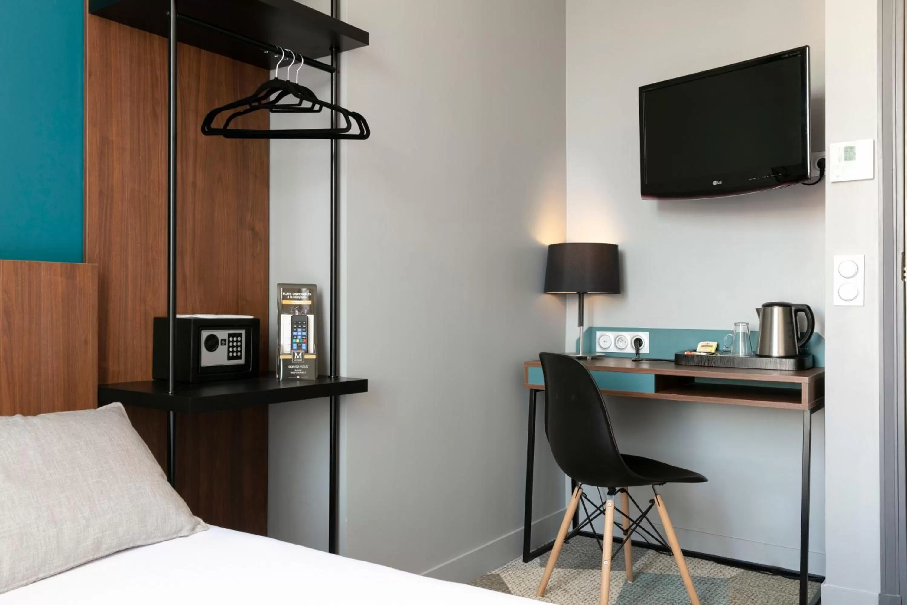 Bed in Montparnasse Alésia