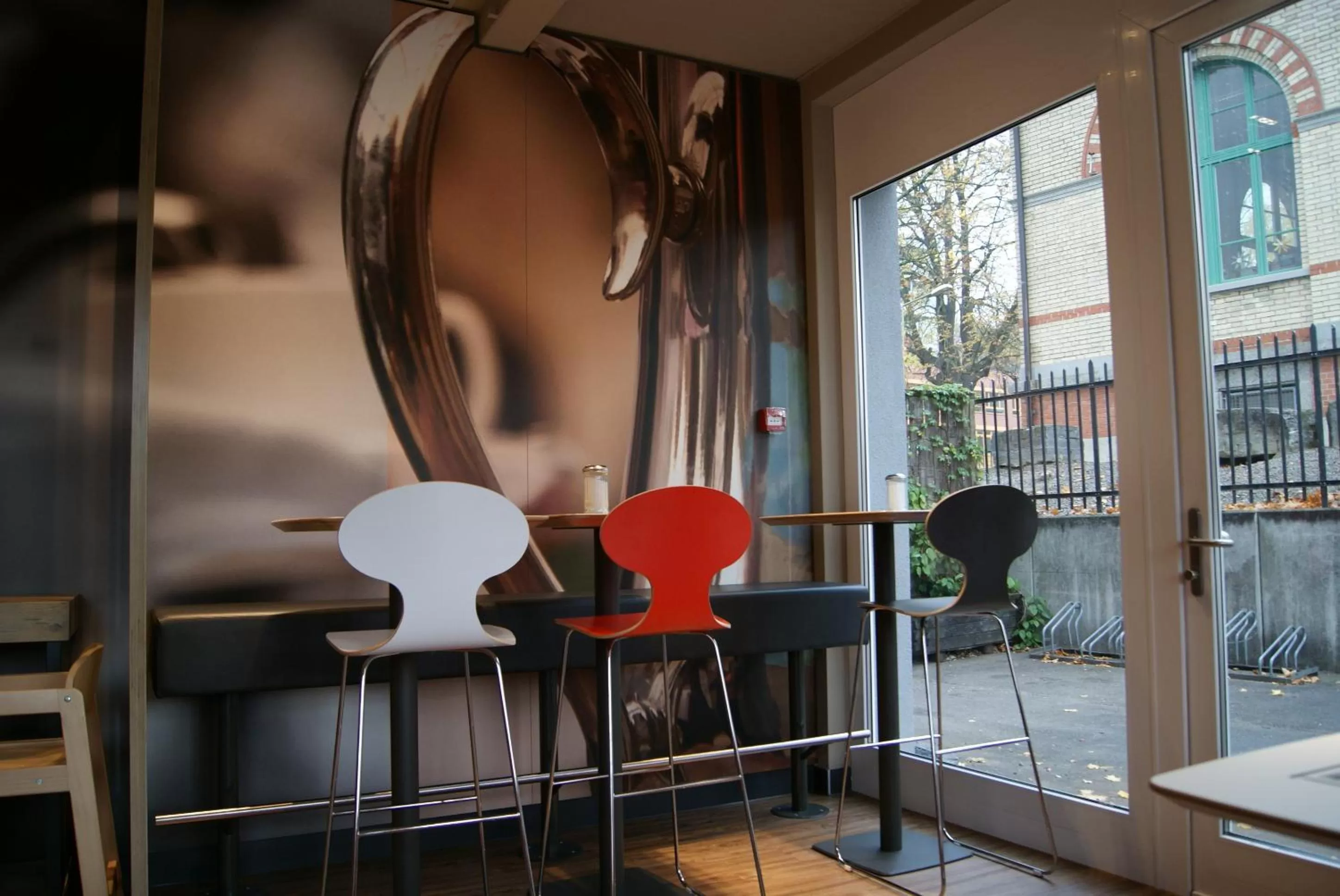 Restaurant/places to eat in ibis Winterthur City