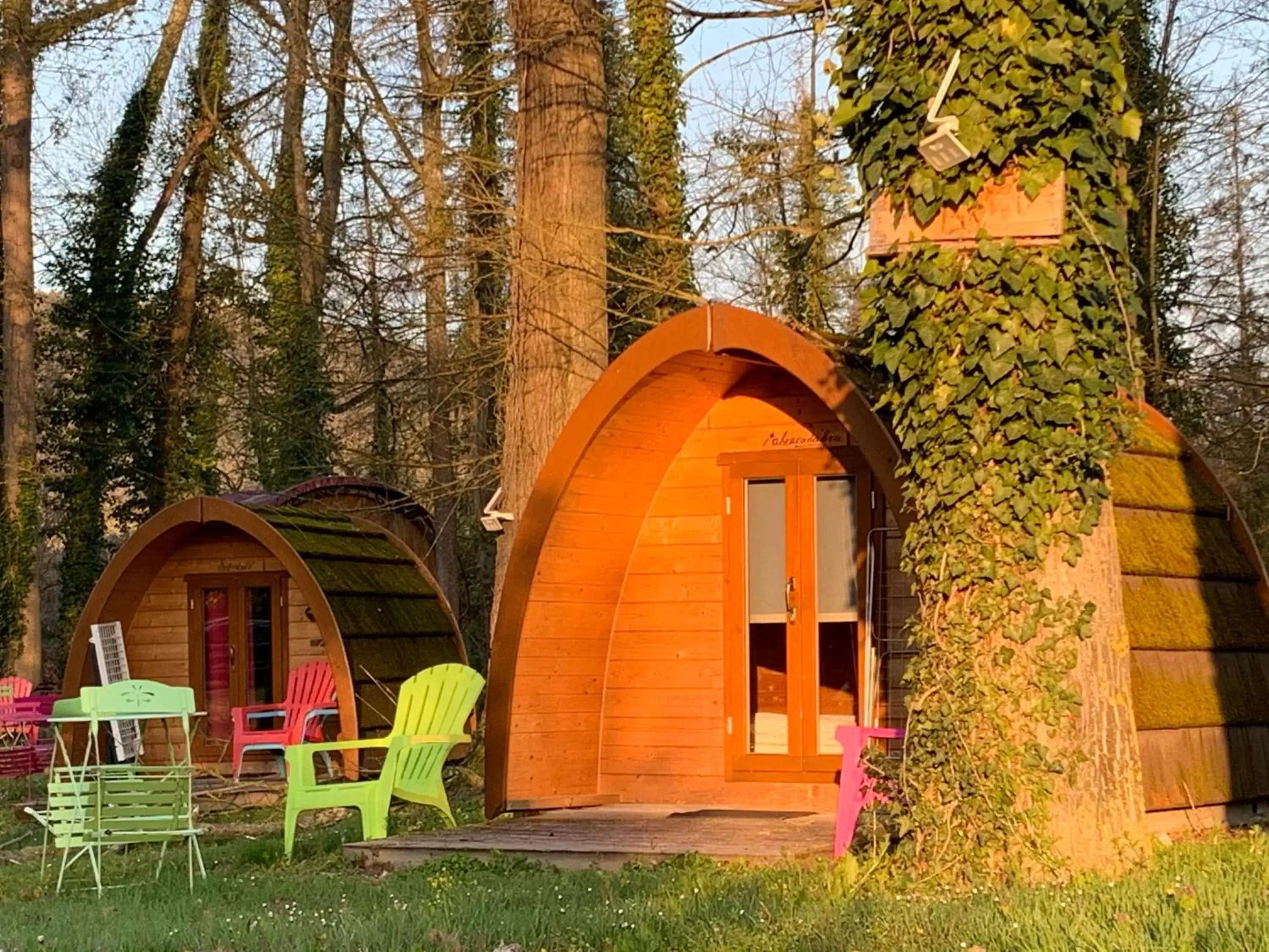 Large Pod in Le Village de la Champagne - Slowmoov Large Pod in Le Village de la Champagne - Slowmoov