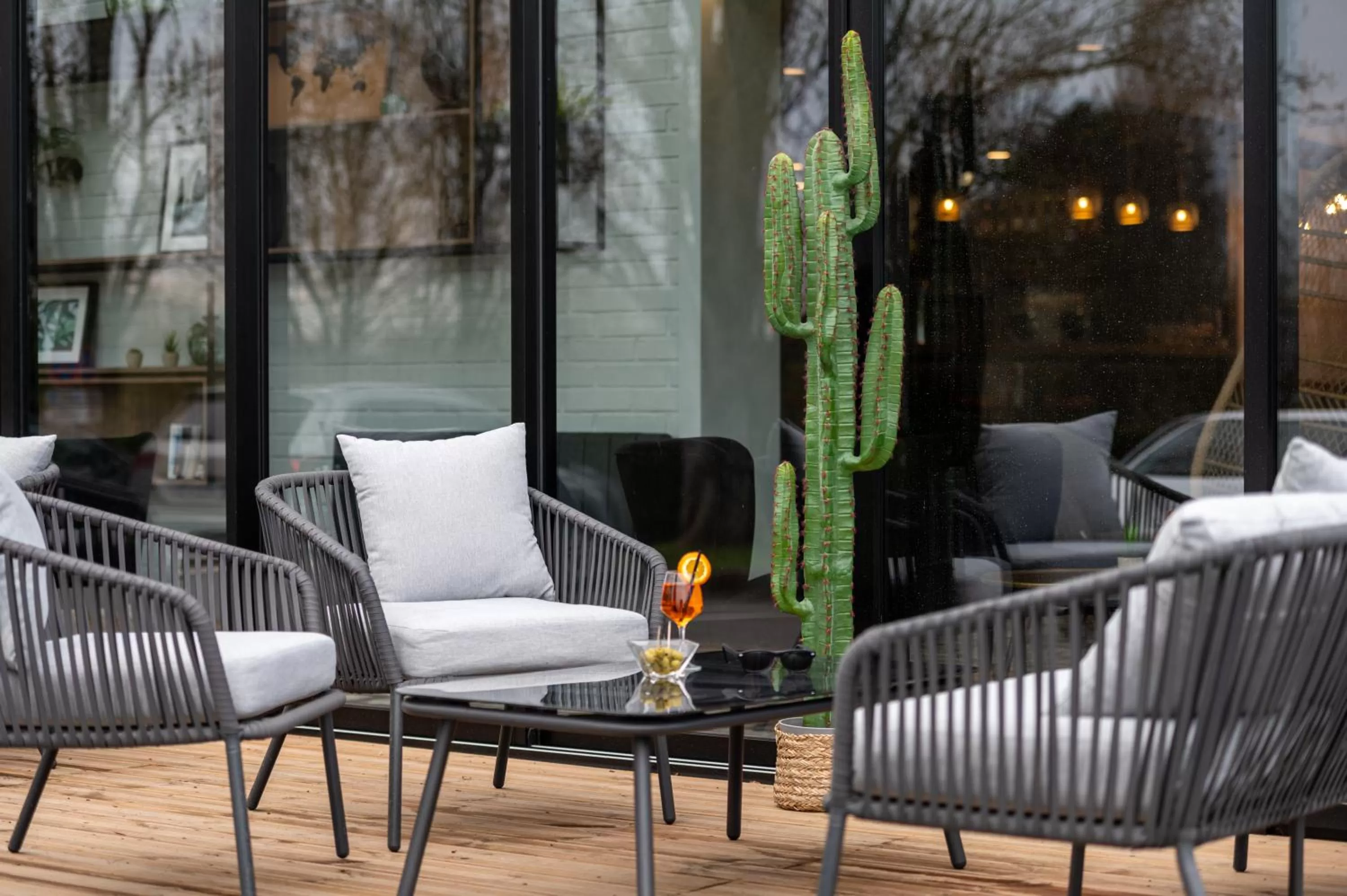 Patio in Kyriad Hotel Laval