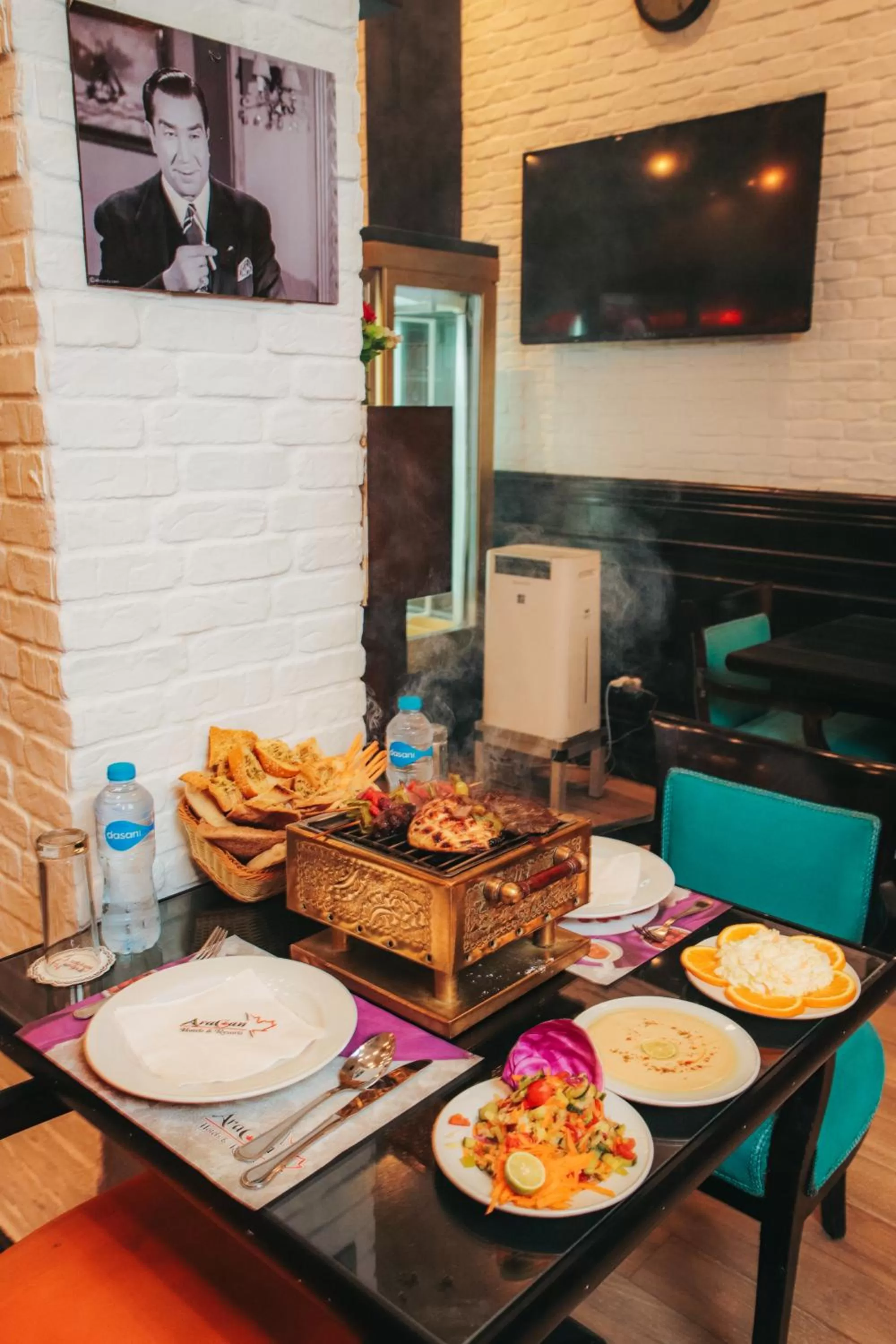 Restaurant/places to eat in Aracan Portsaid