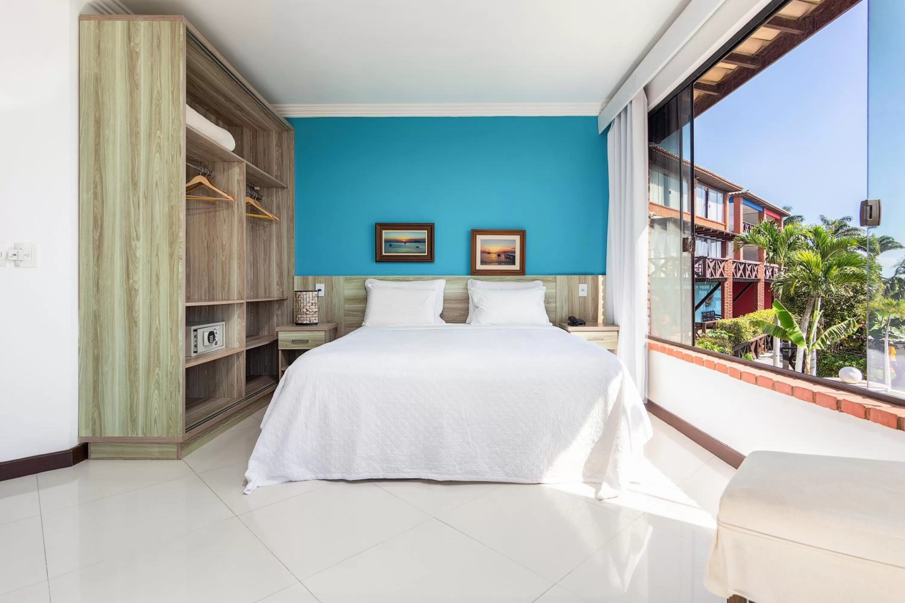 Bed in Costa do Sol Boutique Hotel