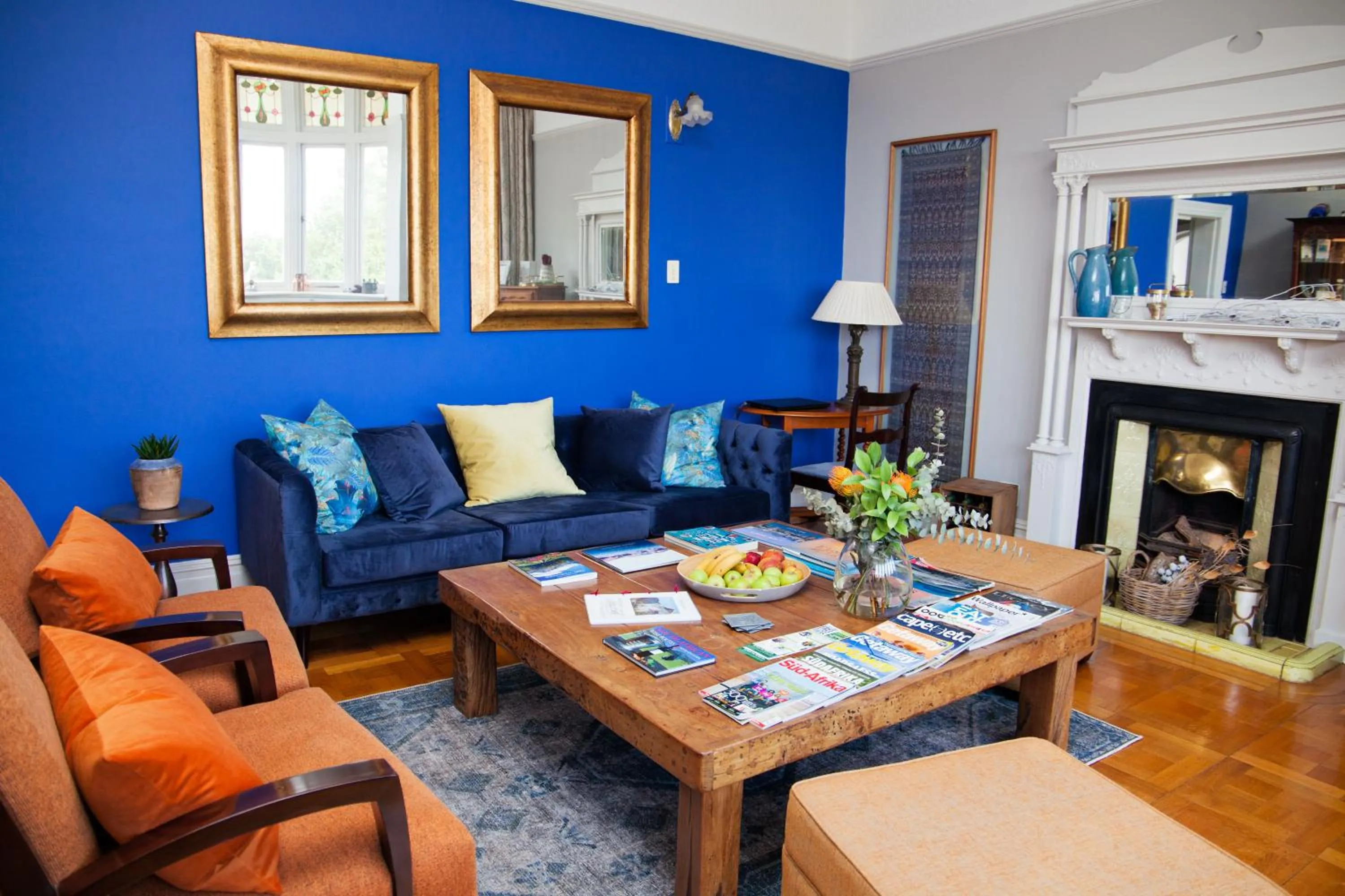 Lounge or bar in Abbey Manor Luxury Guesthouse