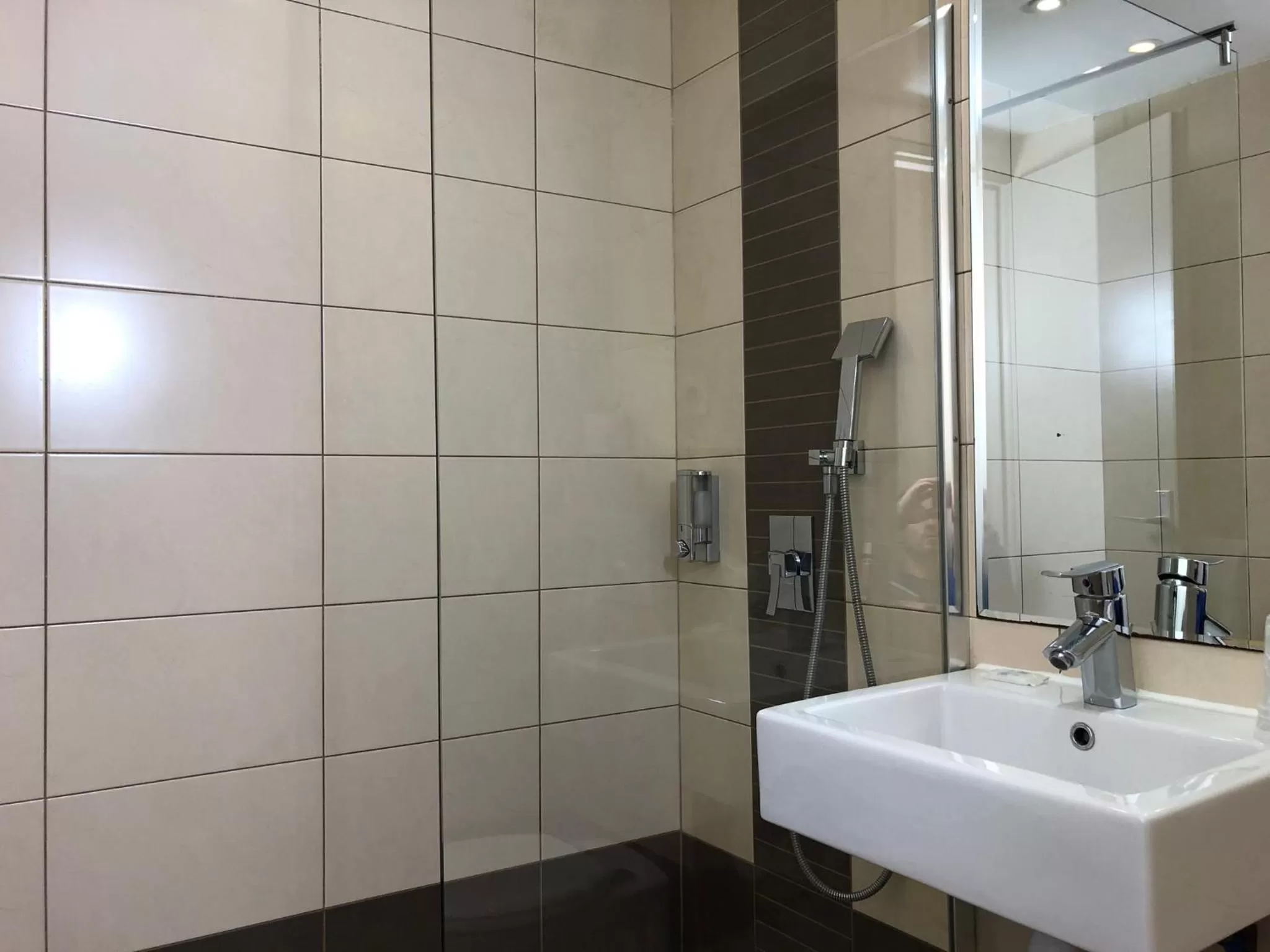 Bathroom in HALT HOTEL - Choisissez l'Hôtellerie Indépendante