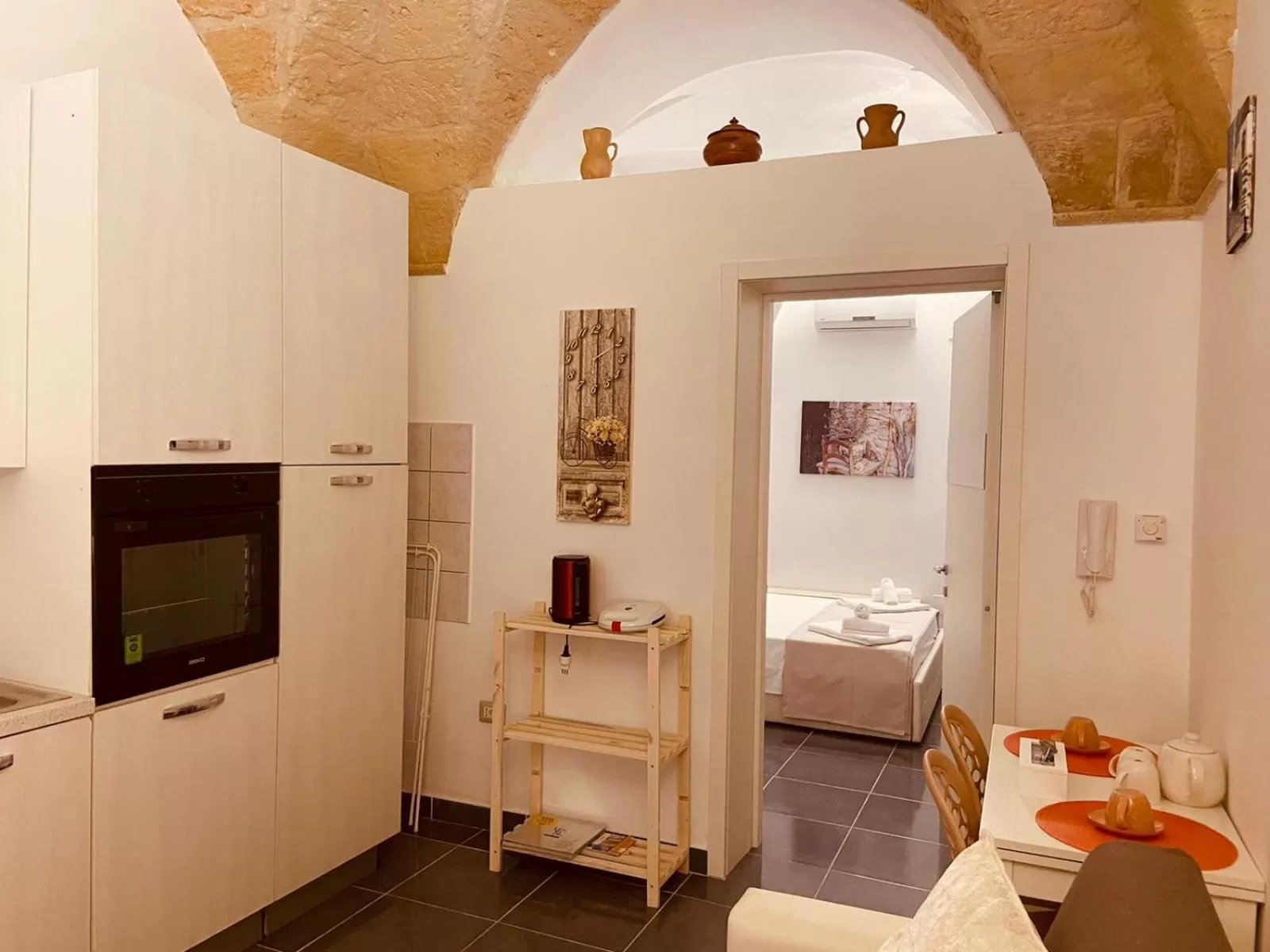 Kitchen or kitchenette, Bed in Dimore di Lecce - La Corte