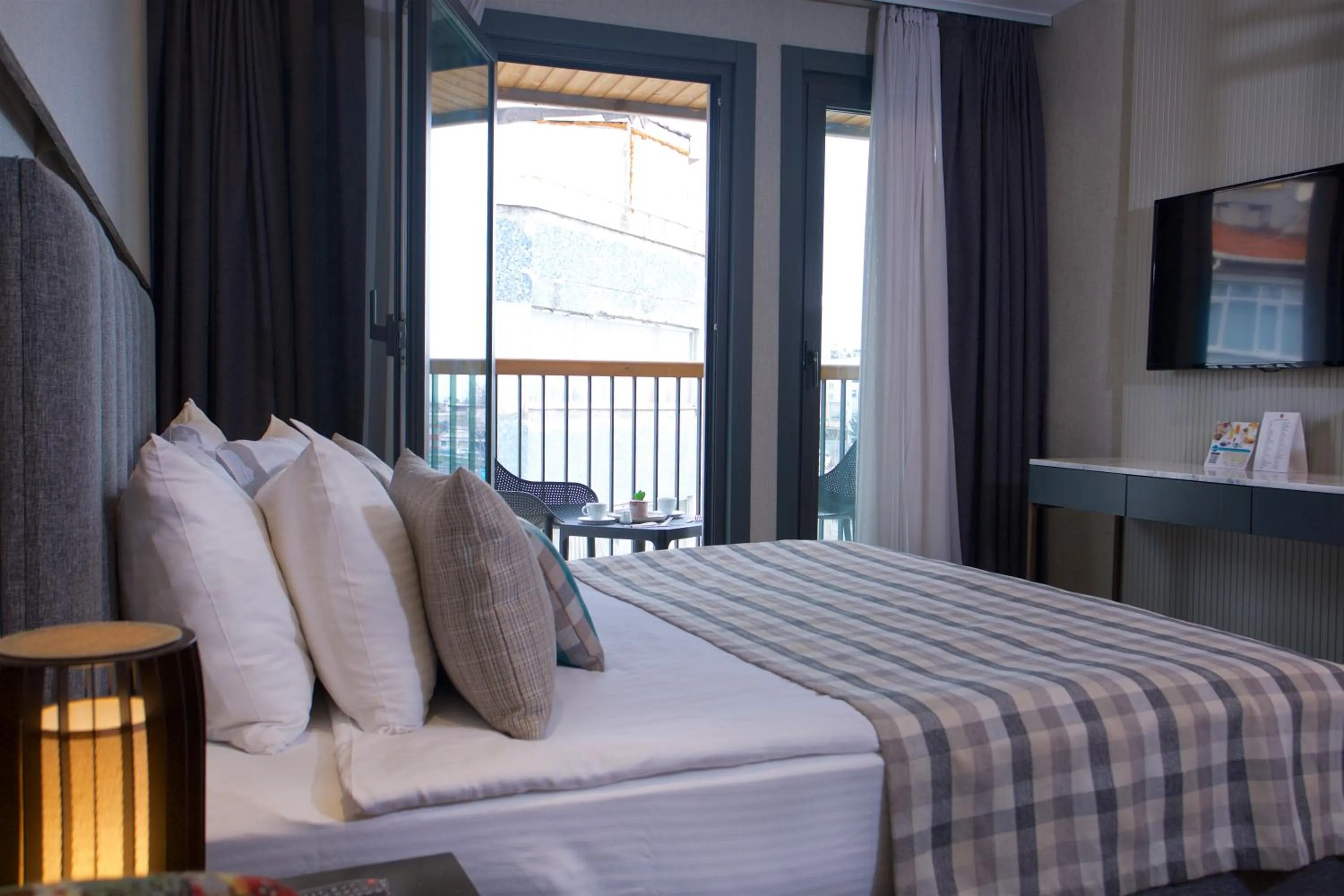 Bed in Dosso Dossi Hotels Yenikapı