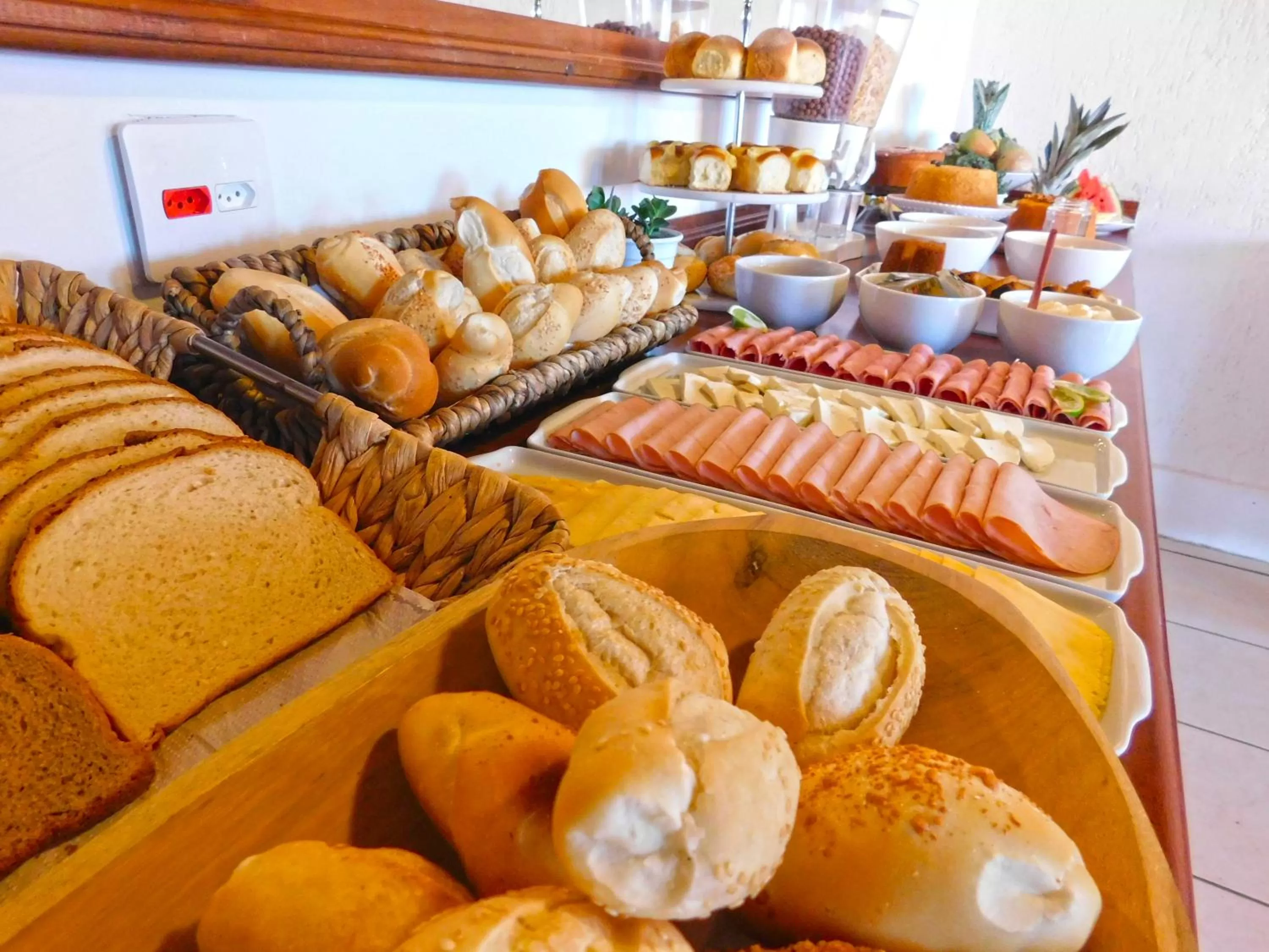 Buffet breakfast in Pousada dos Coqueiros Búzios