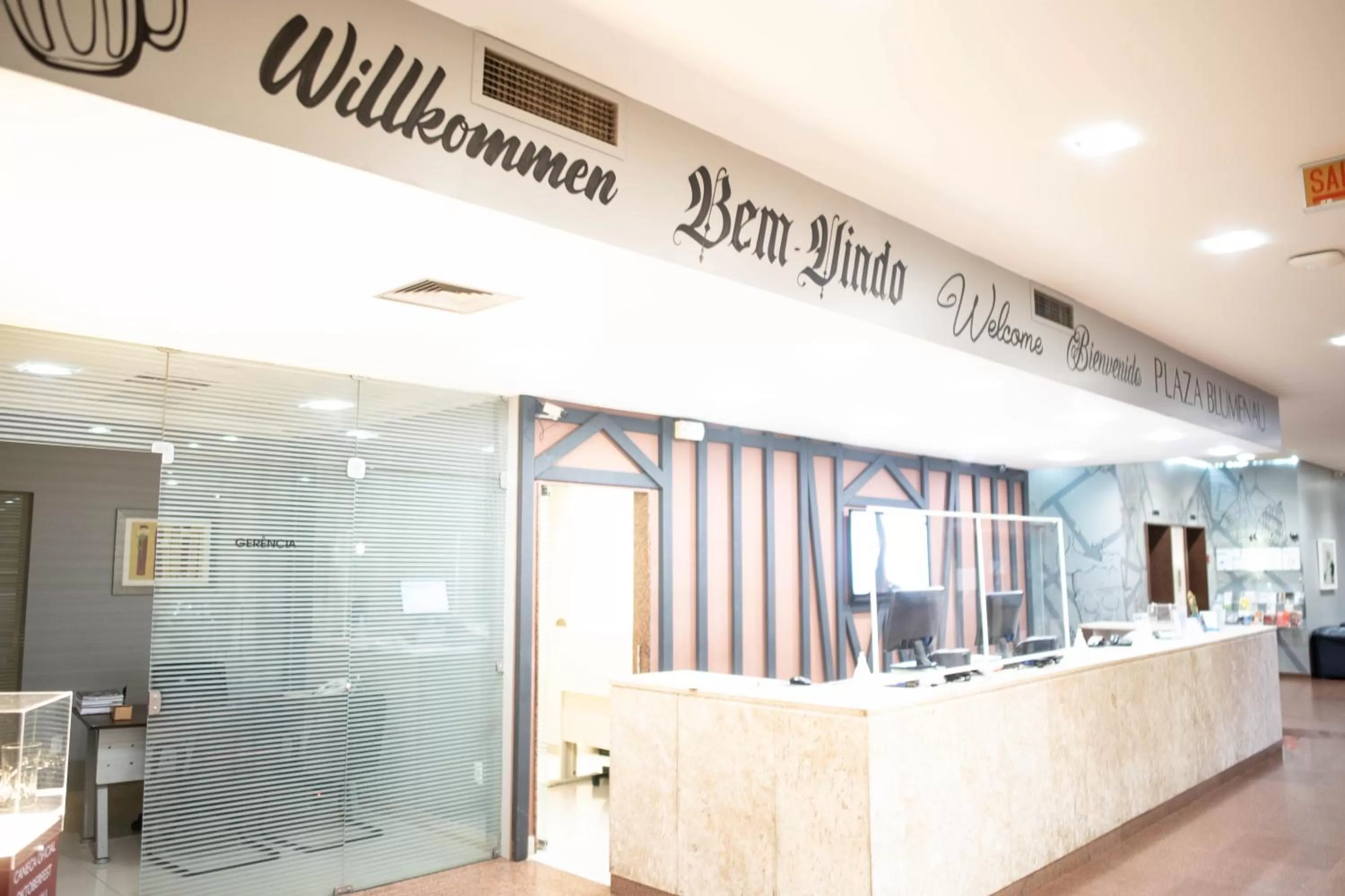 Lobby or reception in Plaza Blumenau Hotel