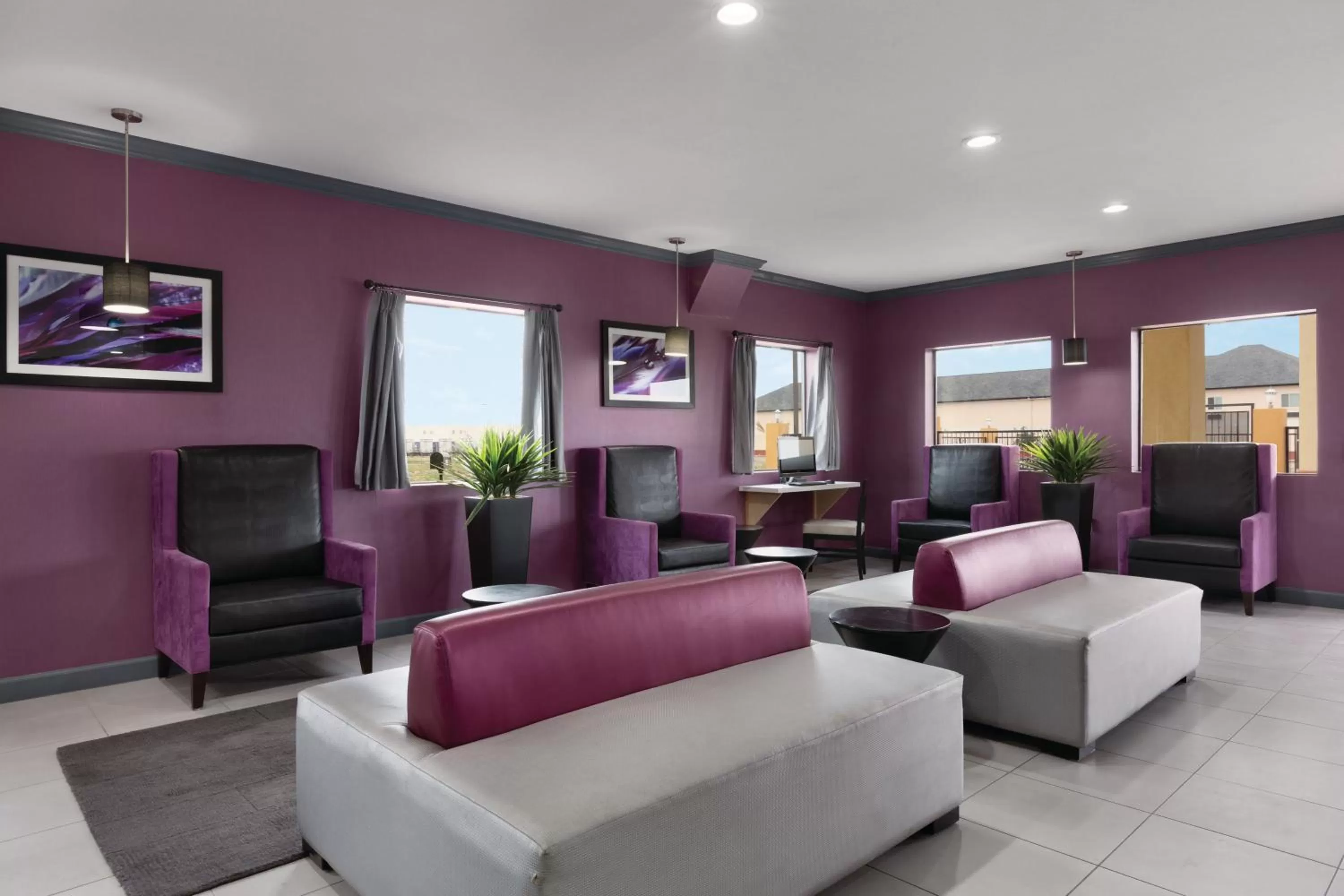 Coffee/tea facilities in Days Inn by Wyndham Odessa