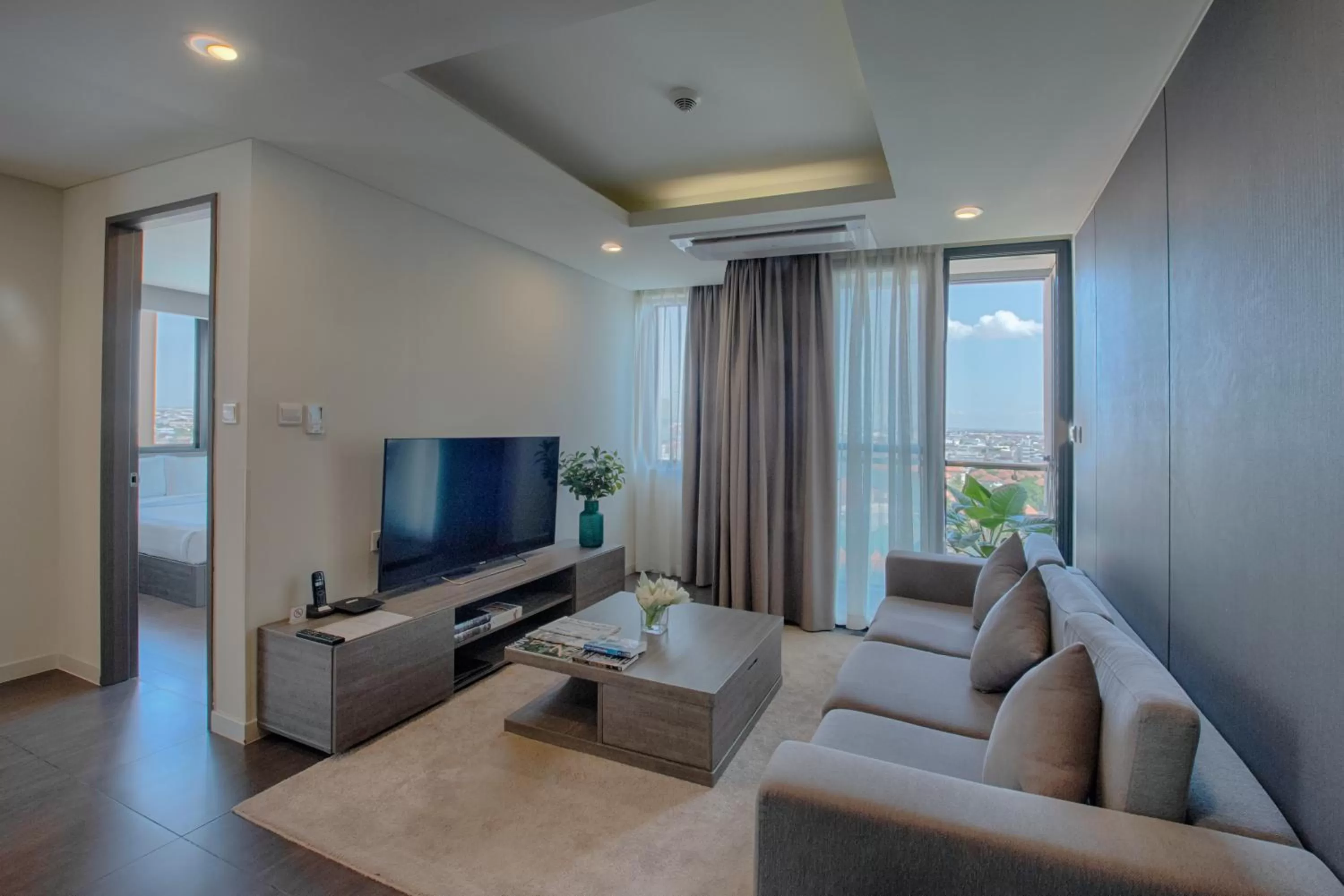 Living room in GRANFERTE Phnom Penh Hotel