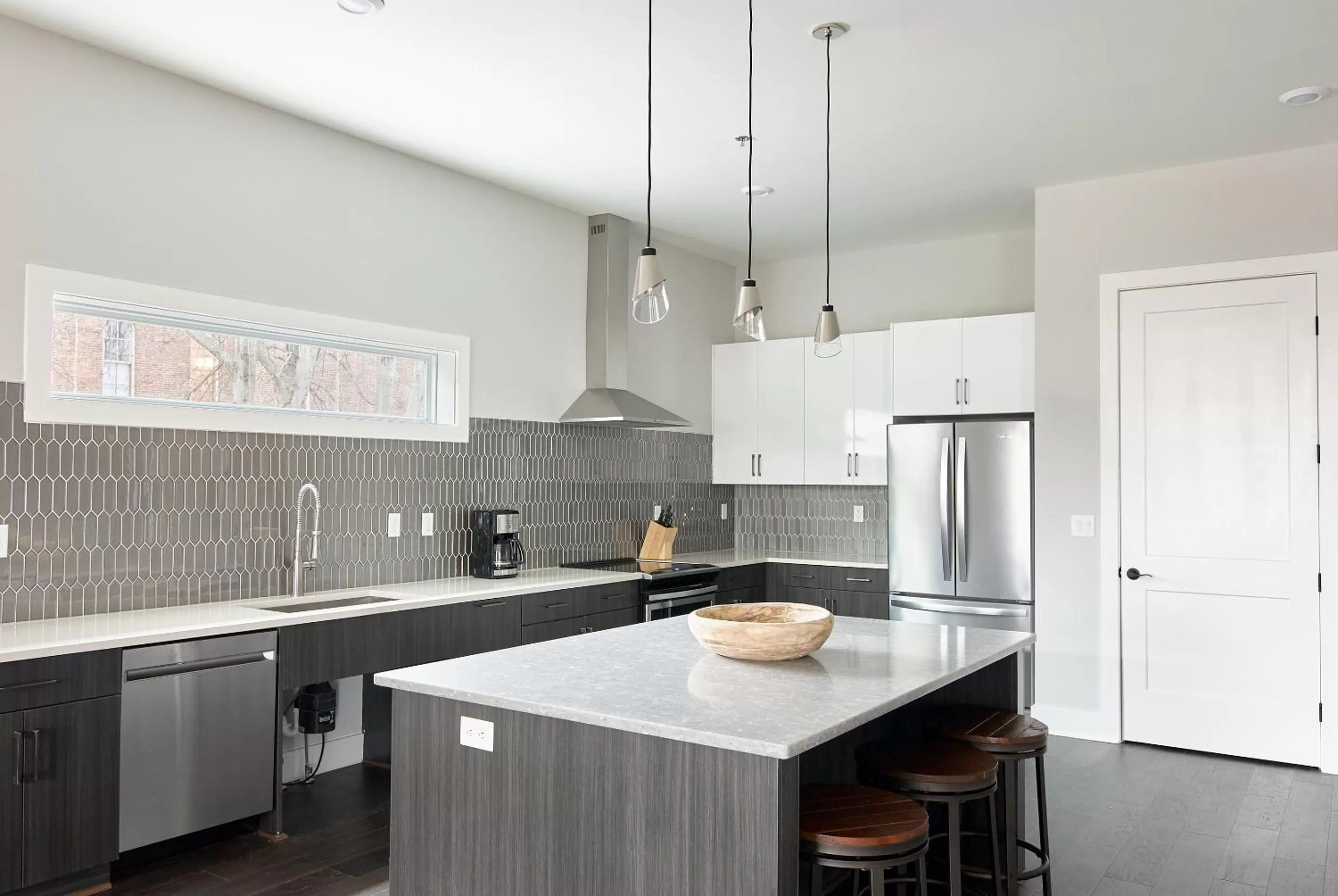 Living room, Kitchen/Kitchenette in Sonder The Retreat