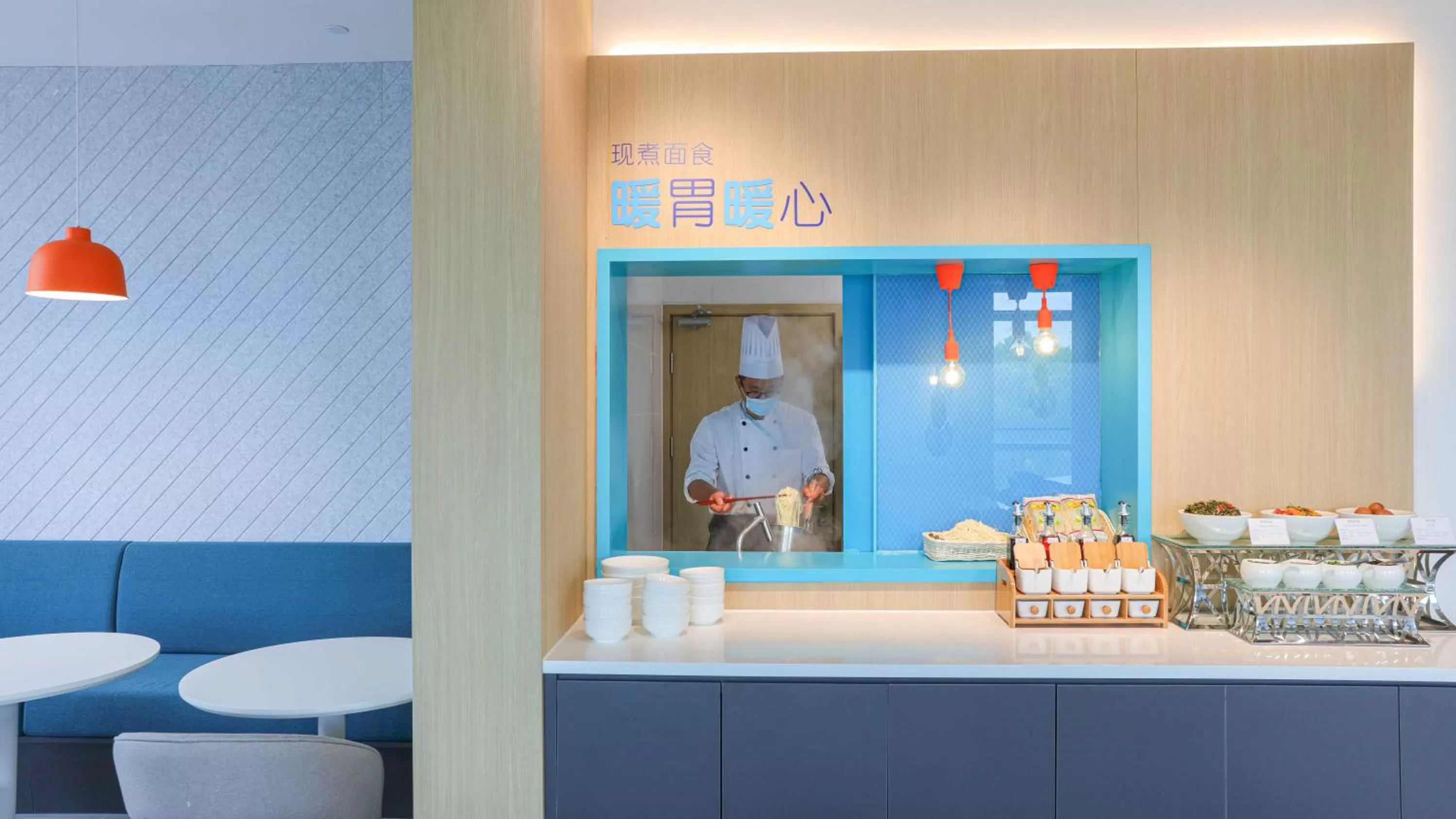 Breakfast in Holiday Inn Express Shanghai Pudong Airport by IHG