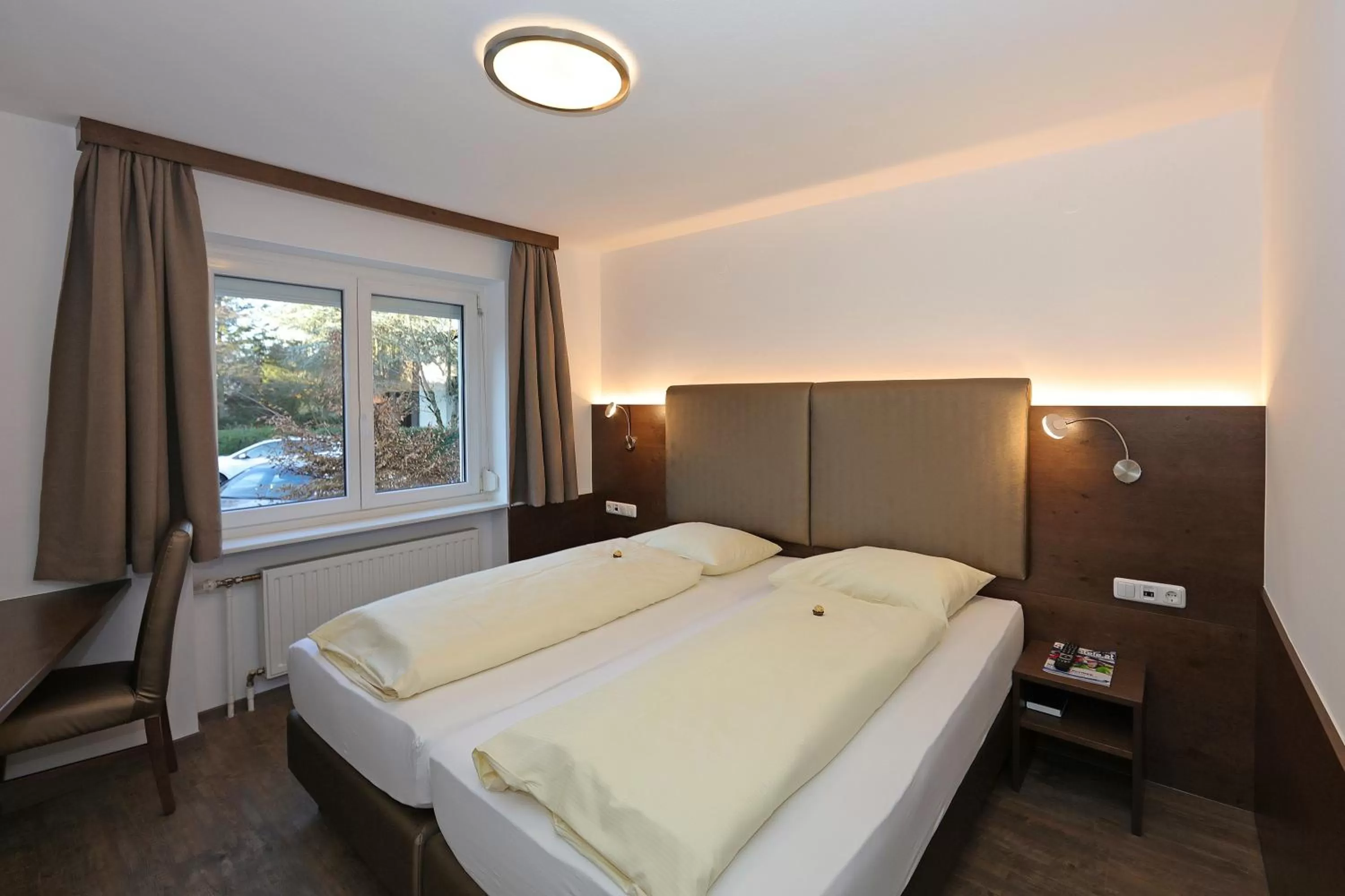 Day, Bed in Der Kaiserhof Ried